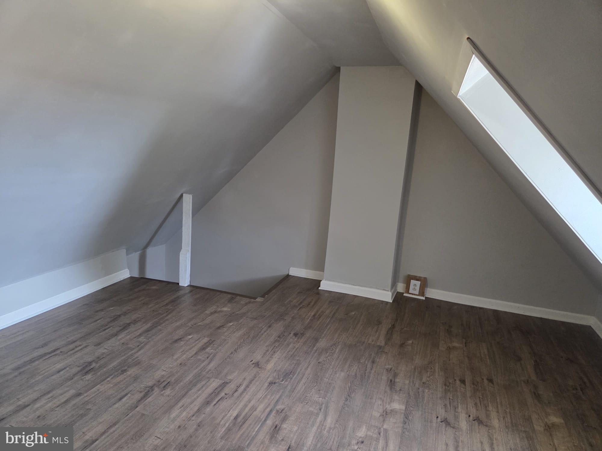 PORT RICHMOND - Residential