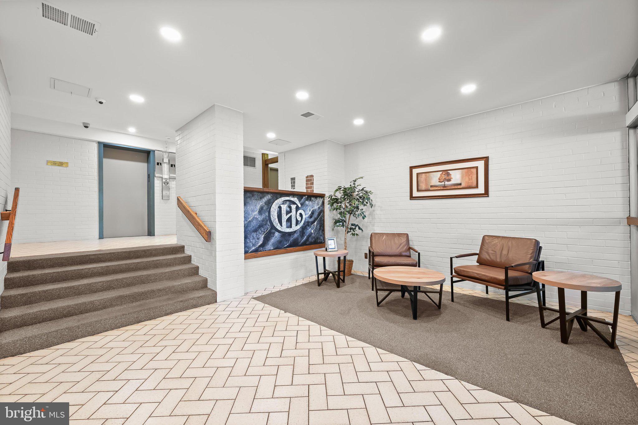 VILLAGE OF WILDE LAKE - Residential