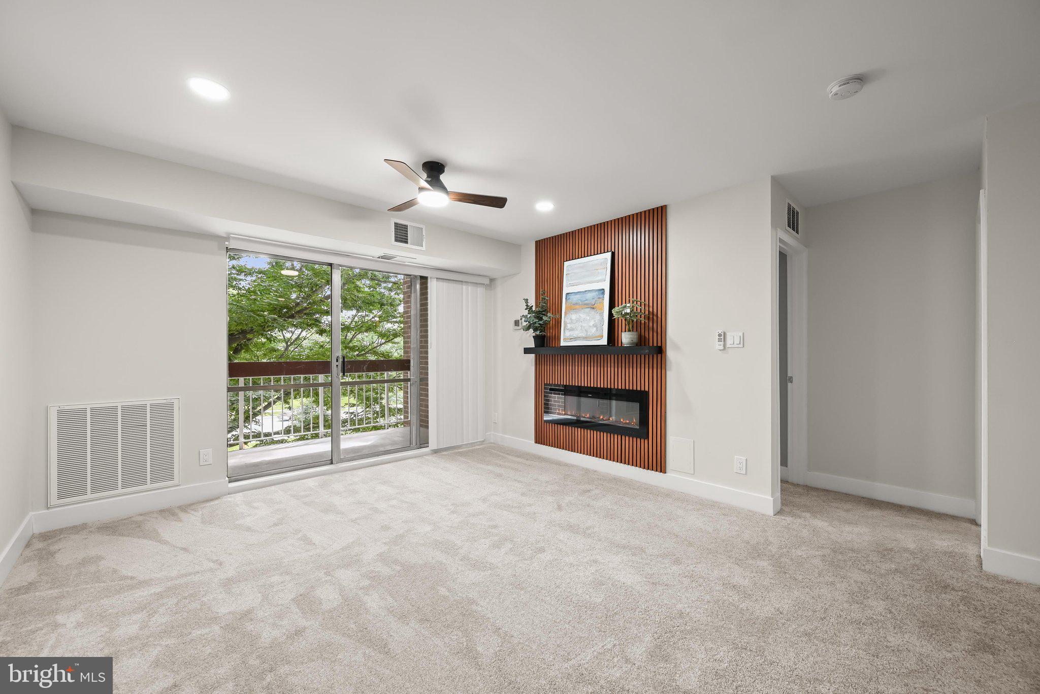 VILLAGE OF WILDE LAKE - Residential