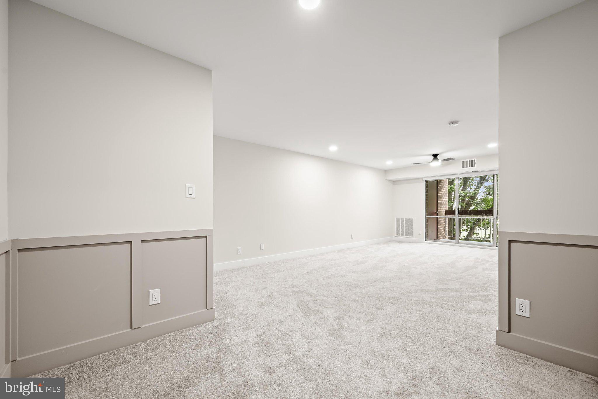 VILLAGE OF WILDE LAKE - Residential