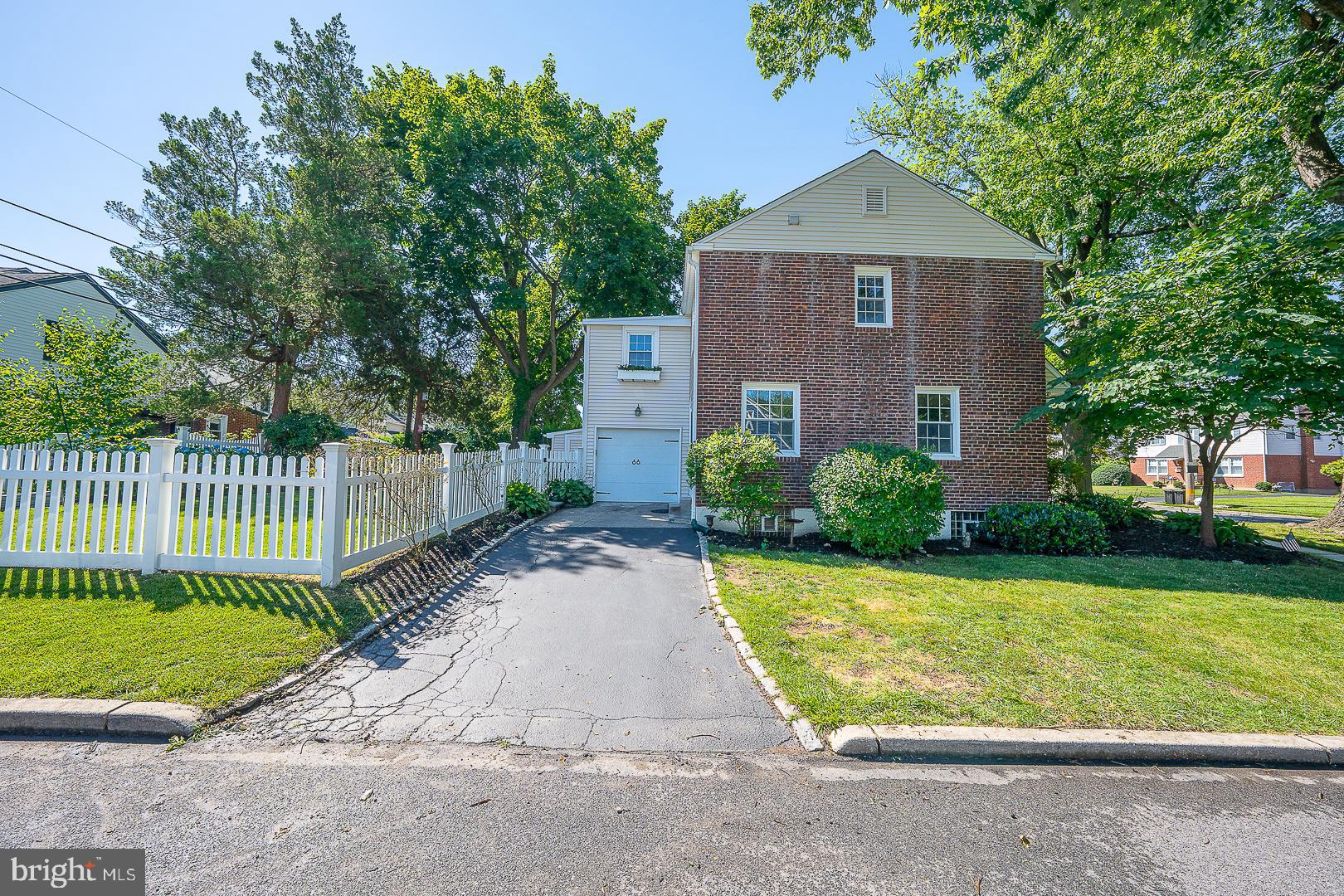 CHATHAM PARK - Residential