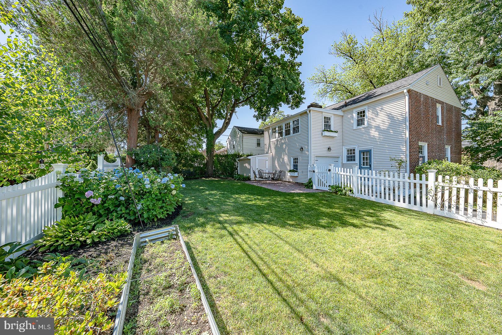 CHATHAM PARK - Residential