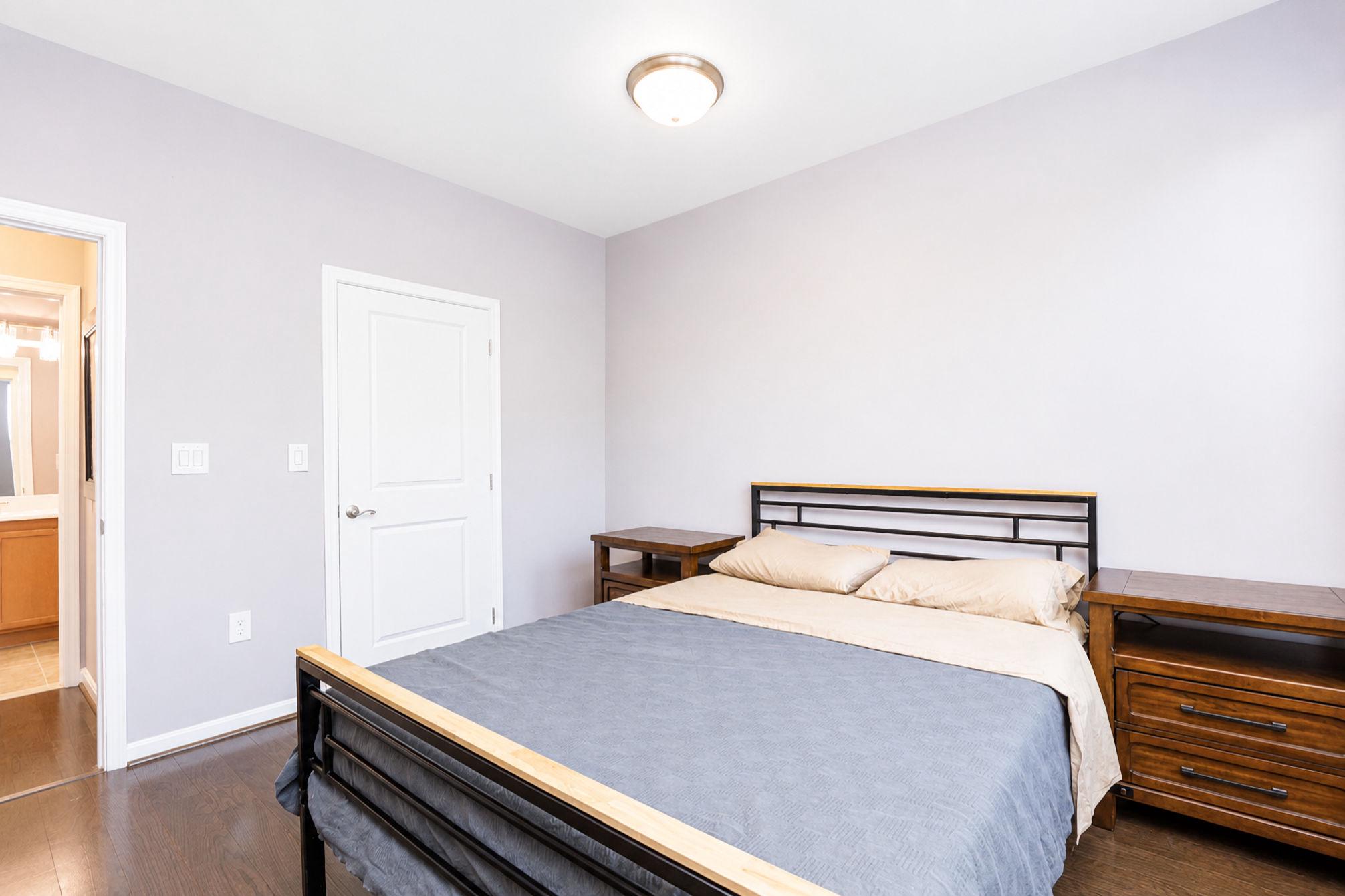 HALSTEAD AT THE METRO II - Residential