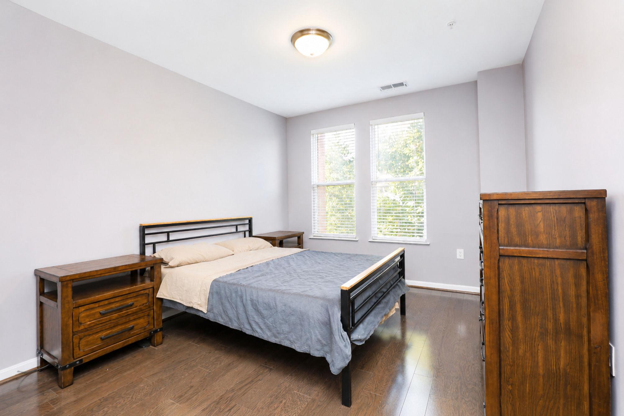 HALSTEAD AT THE METRO II - Residential