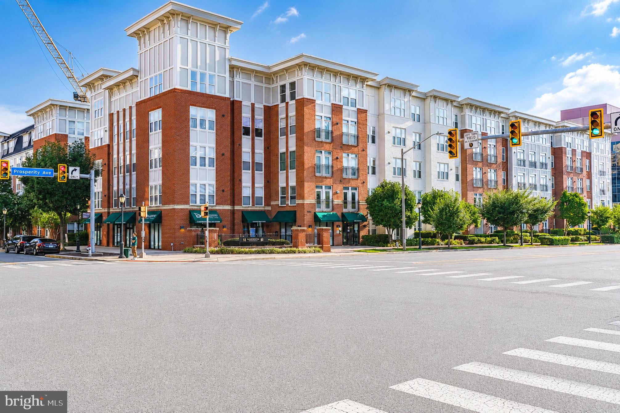 HALSTEAD AT THE METRO II - Residential