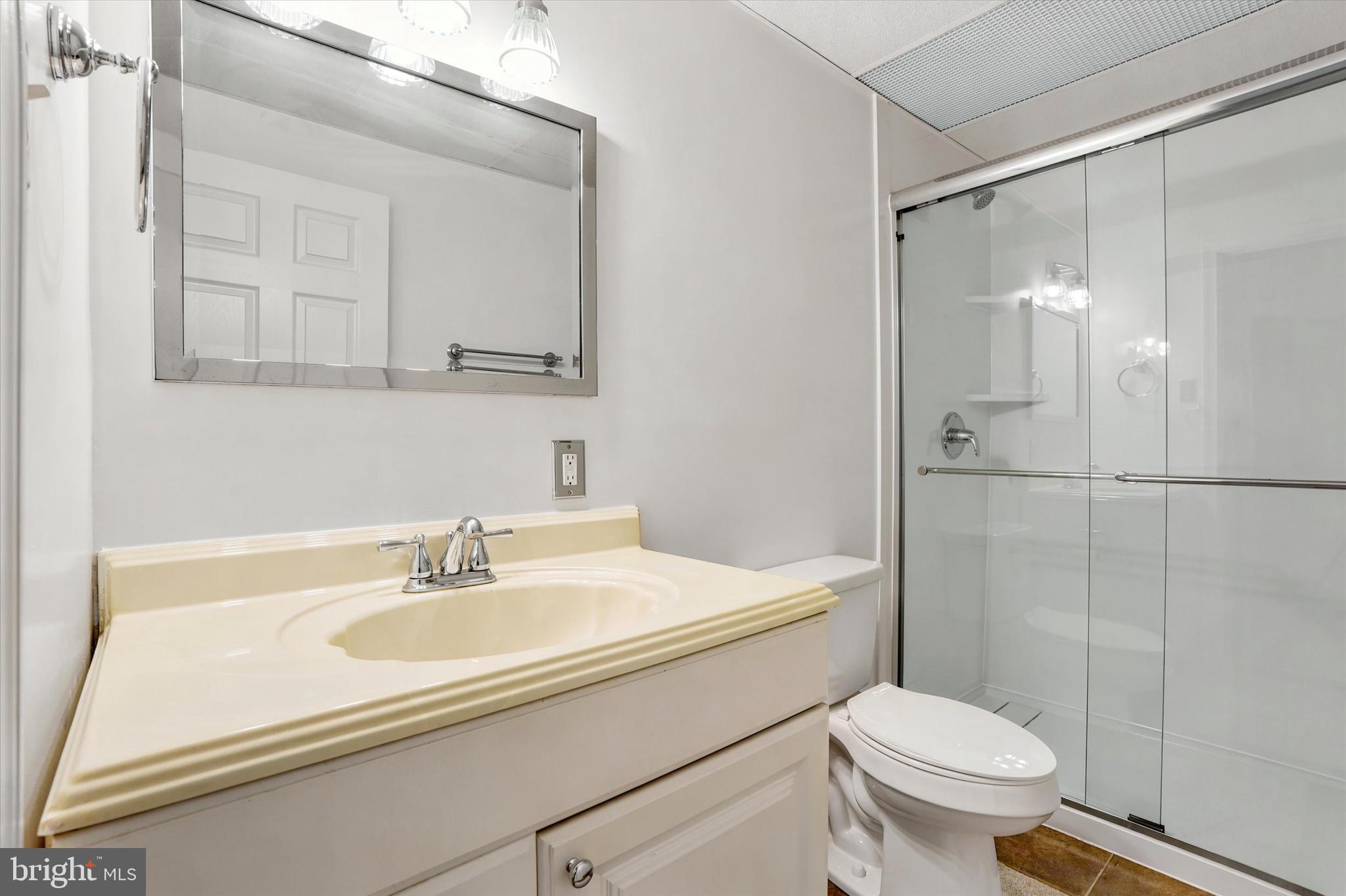 MANTUA - Residential