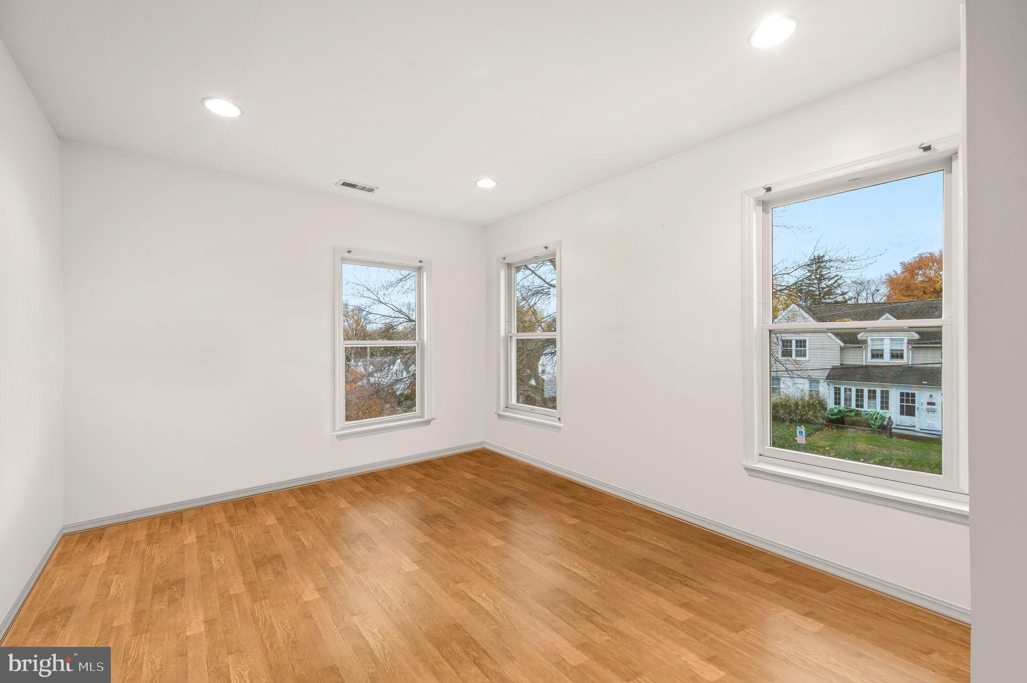 PENN WYNNE - Residential Lease