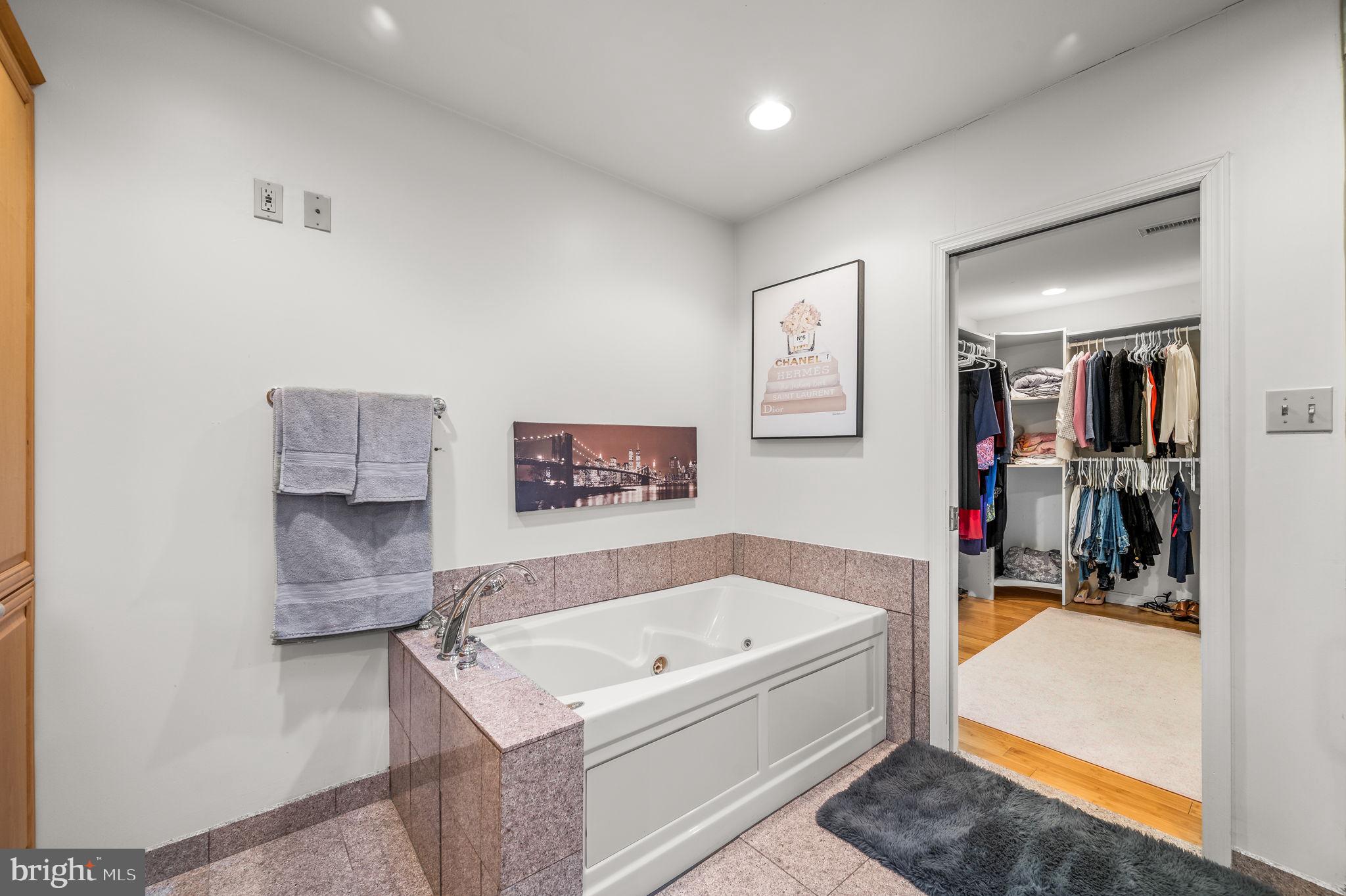 PENN WYNNE - Residential Lease