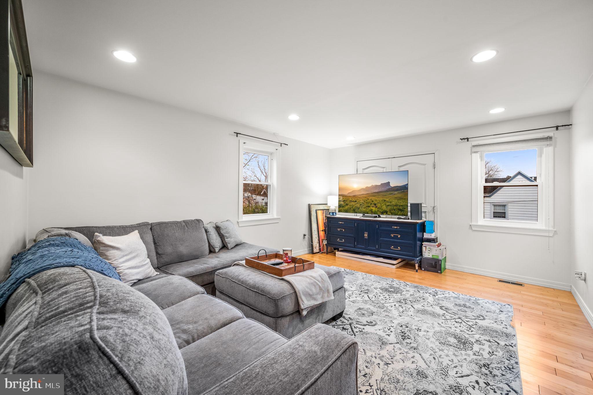 PENN WYNNE - Residential Lease