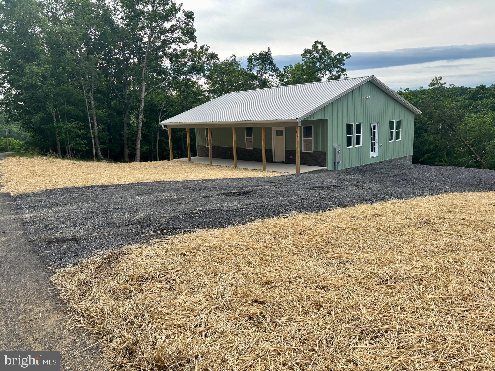 DOLLY LANDS - Residential