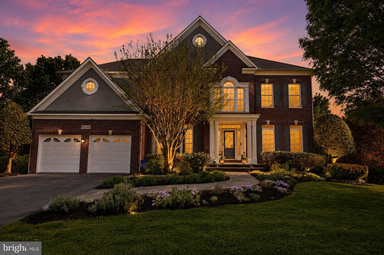 BRIARCLIFF MANOR - Residential