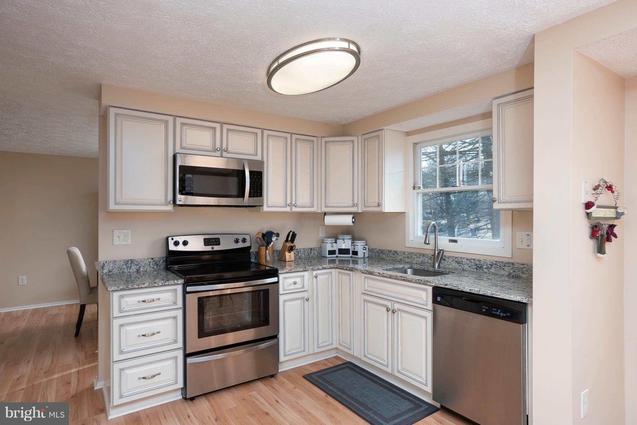 VILLAGE OF LONG REACH - Residential