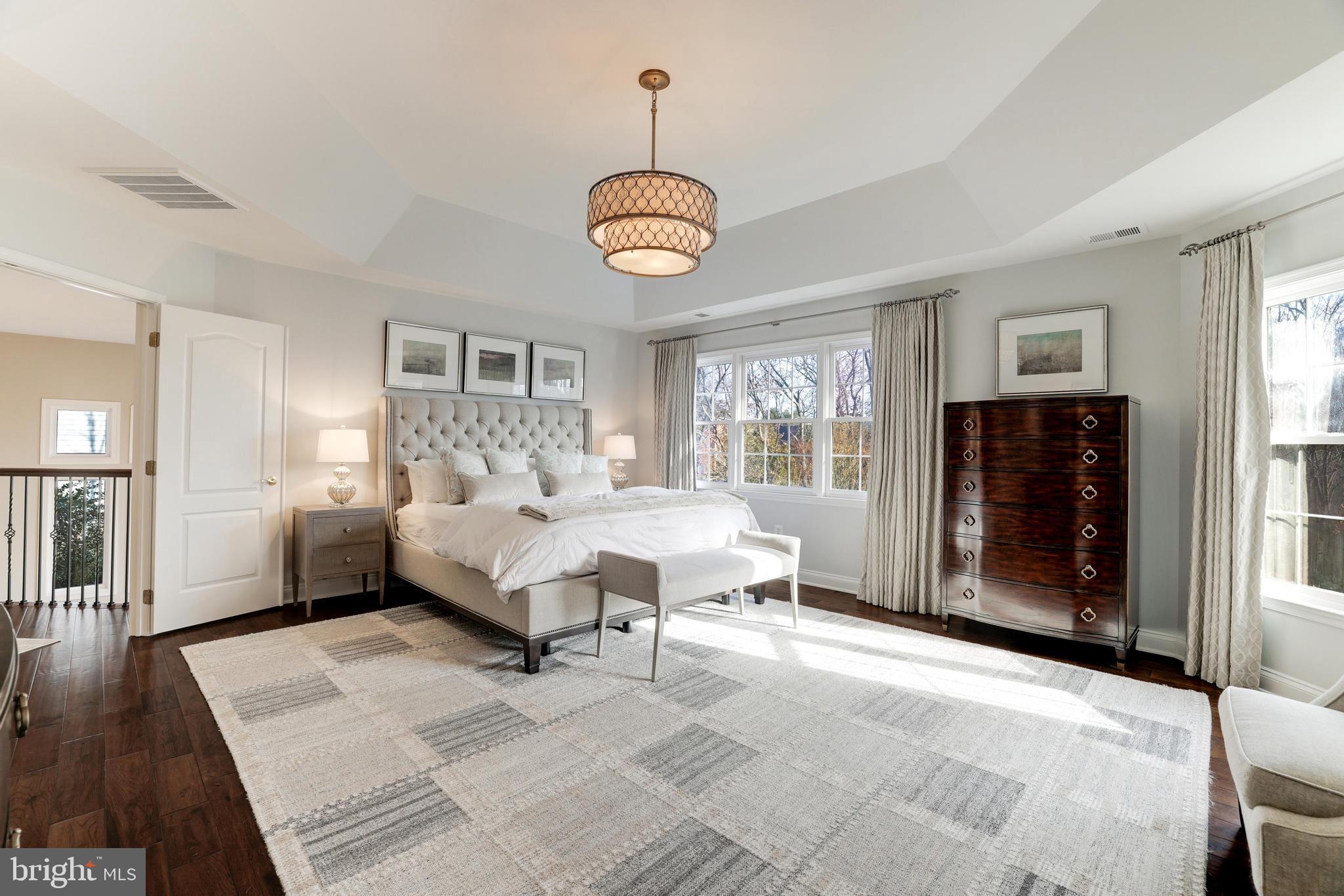 RIVER CREEK - Residential