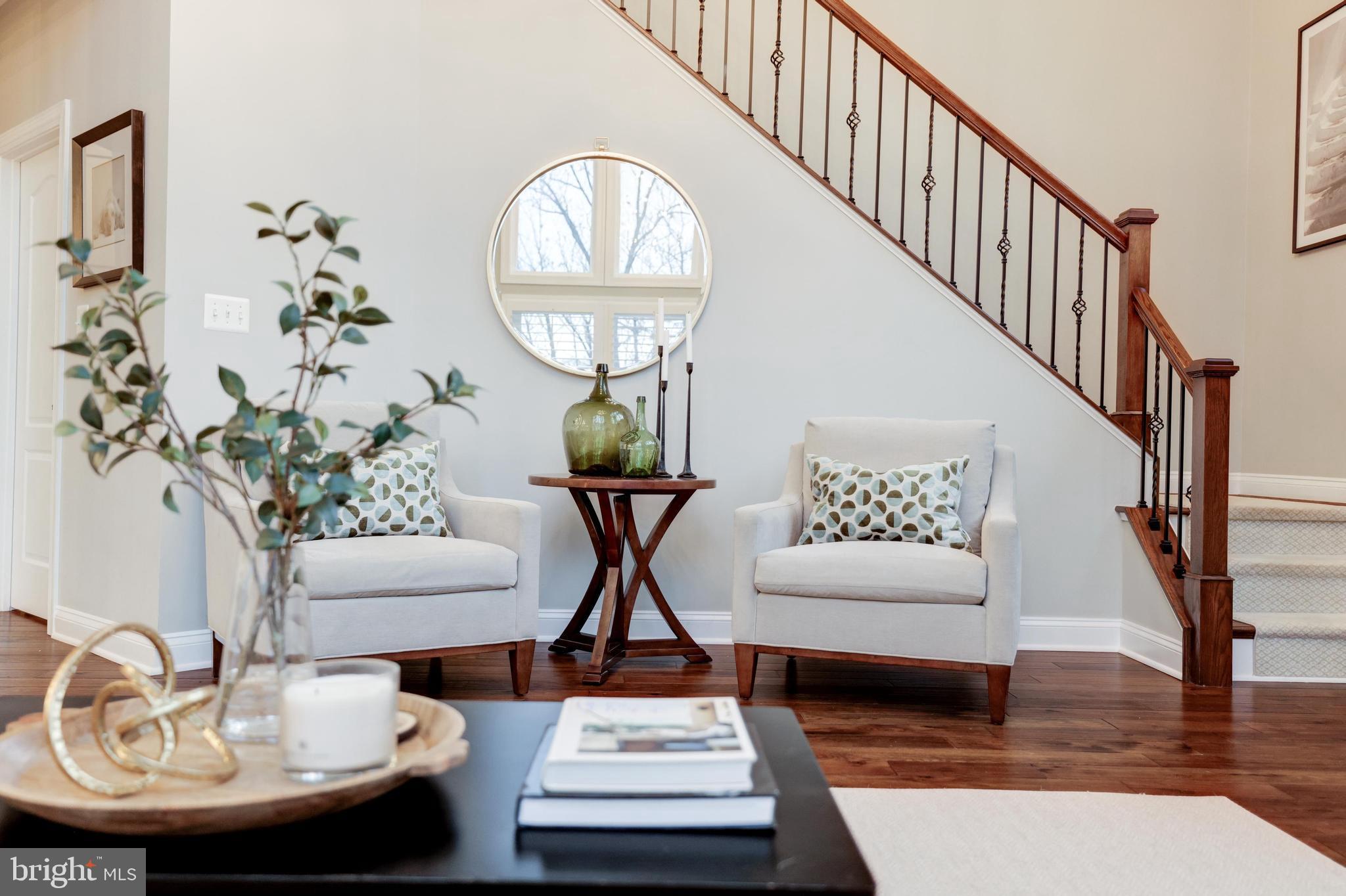 RIVER CREEK - Residential