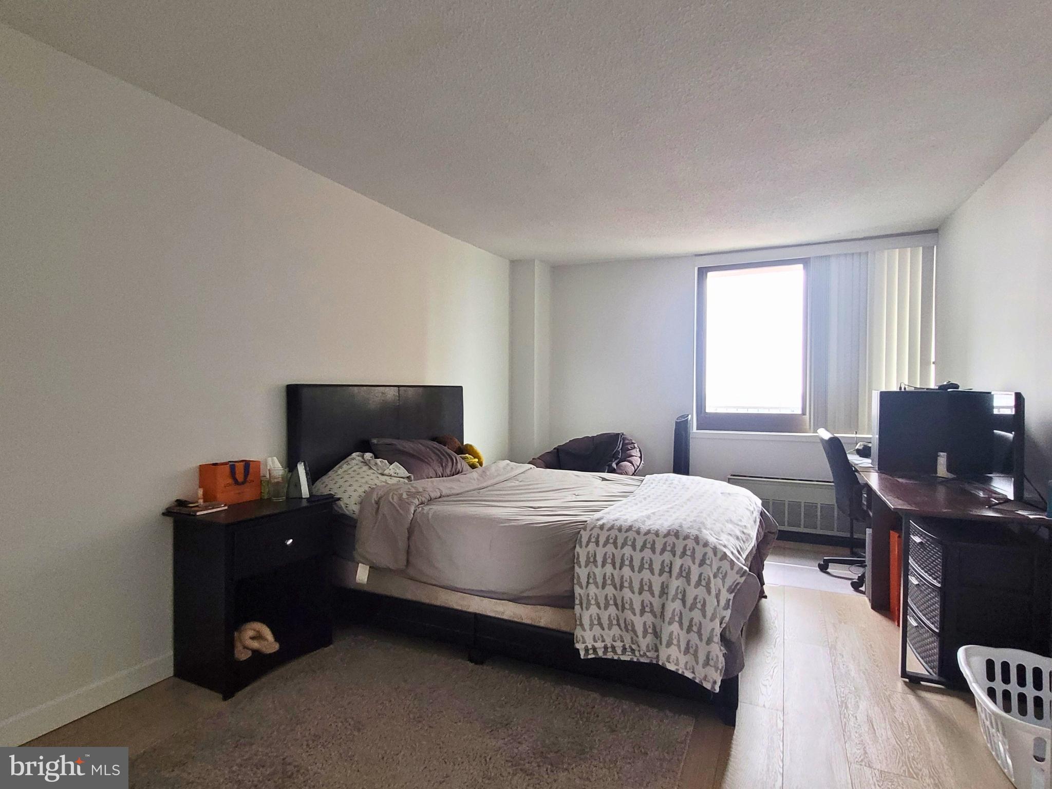 AVENUE OF THE ARTS - Residential Lease