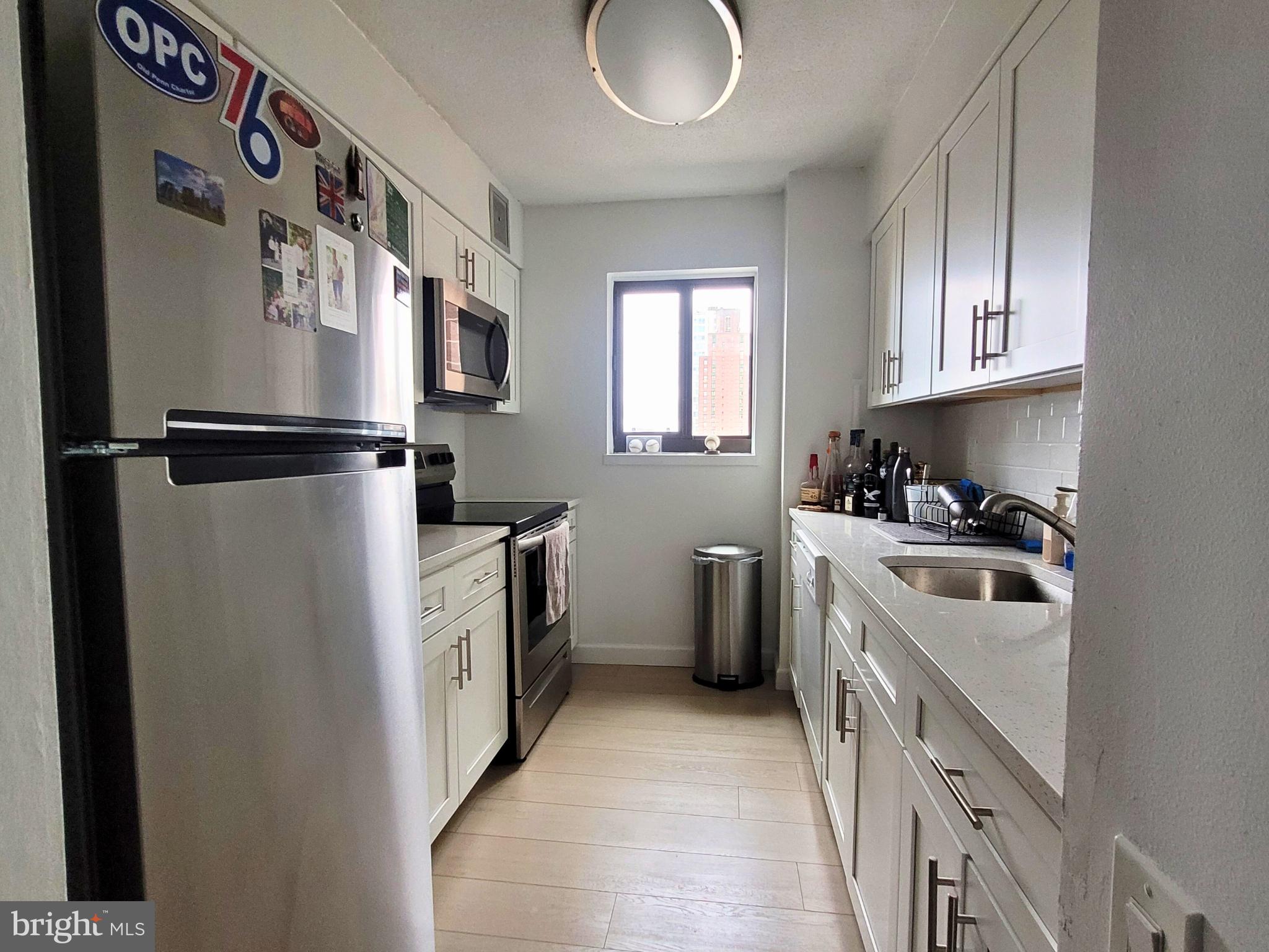 AVENUE OF THE ARTS - Residential Lease