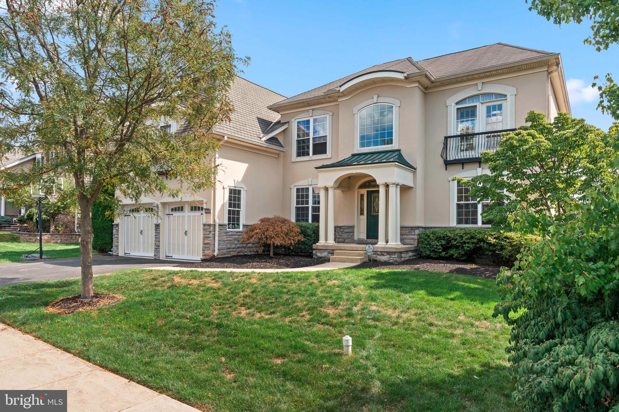 GOLF CLUB ESTATES - Residential