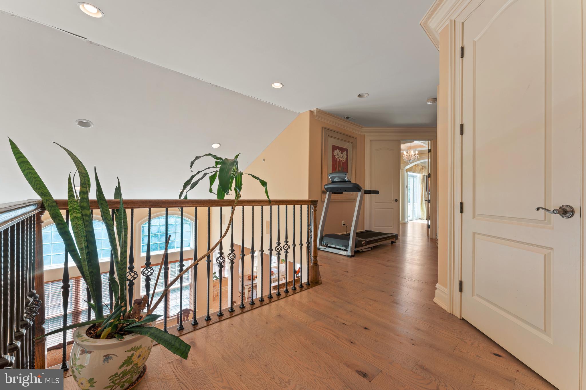 GOLF CLUB ESTATES - Residential