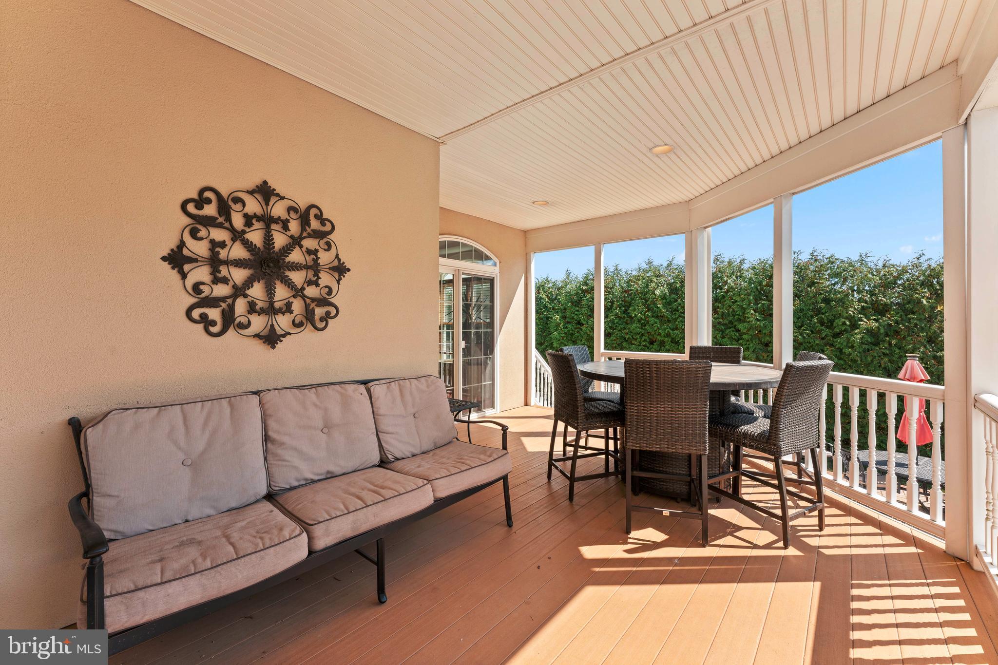 GOLF CLUB ESTATES - Residential