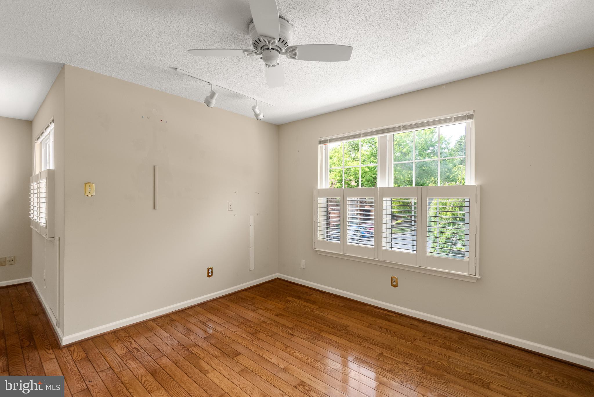 CHESTERBROOK - Residential