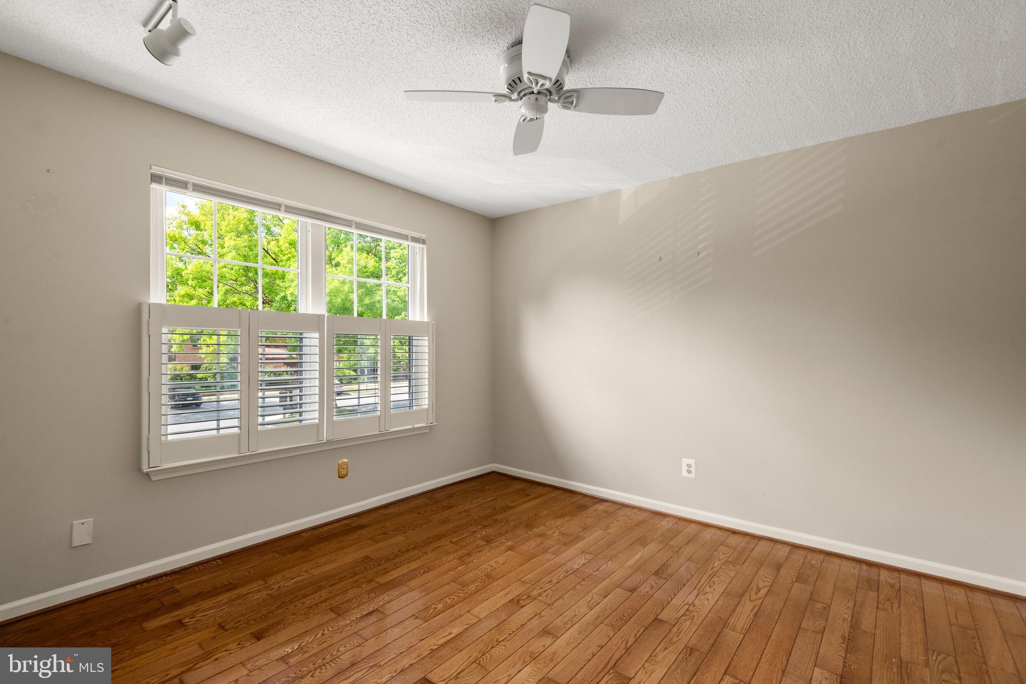 CHESTERBROOK - Residential