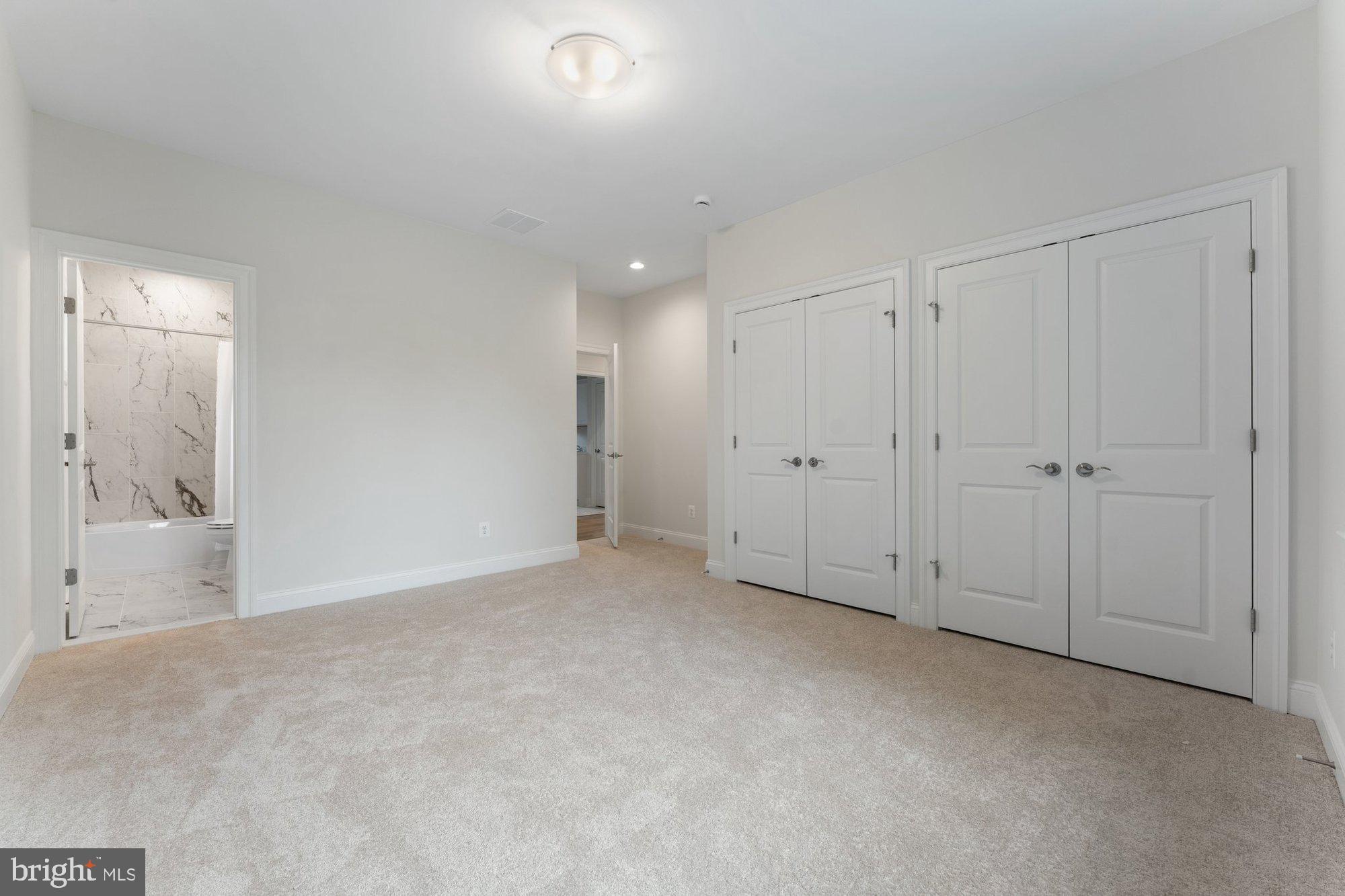 GLYNHILL - Residential