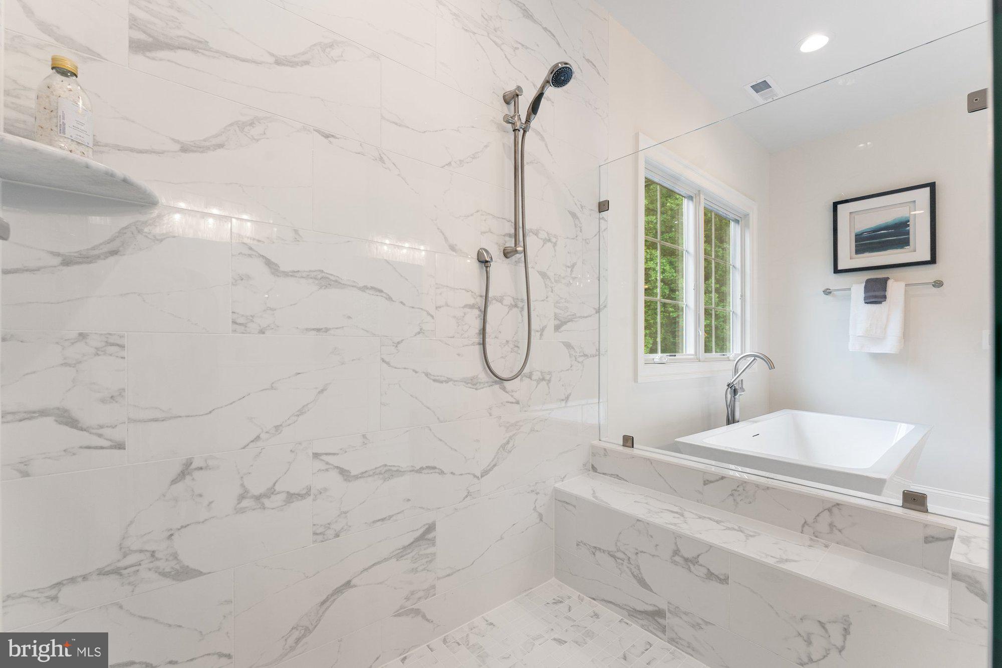 GLYNHILL - Residential