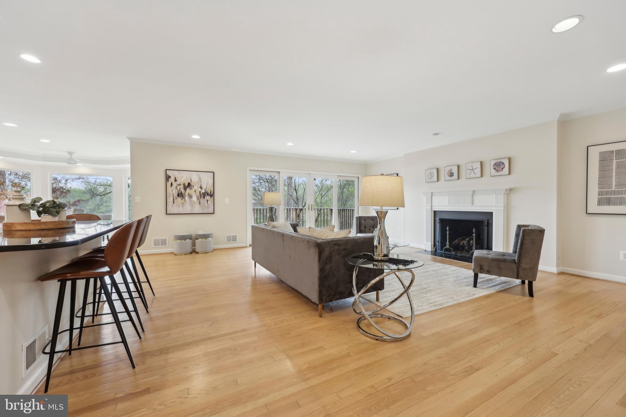 WESTMORELAND HILLS - Residential