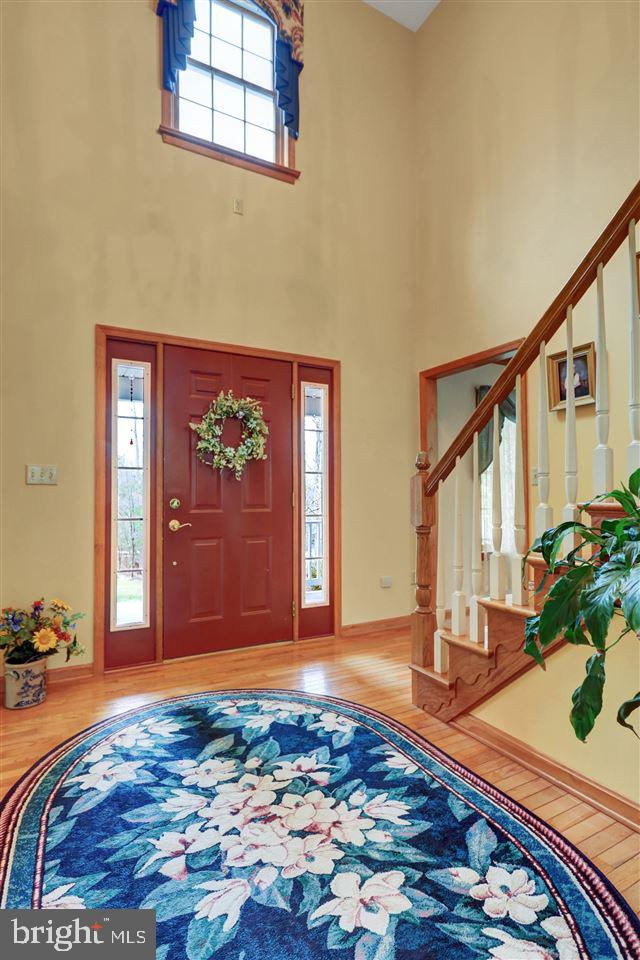 LAUREL SUMMIT - Residential