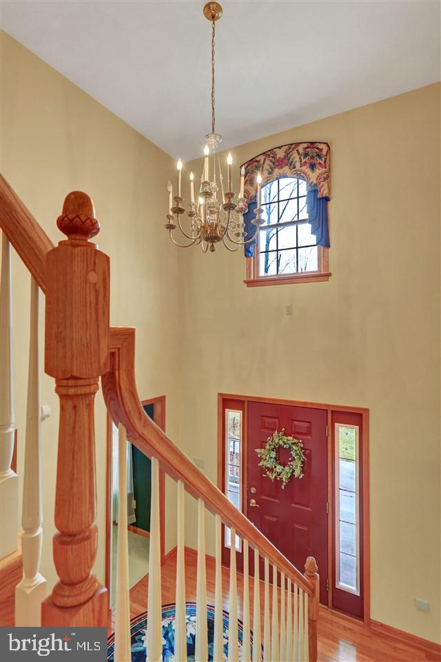 LAUREL SUMMIT - Residential