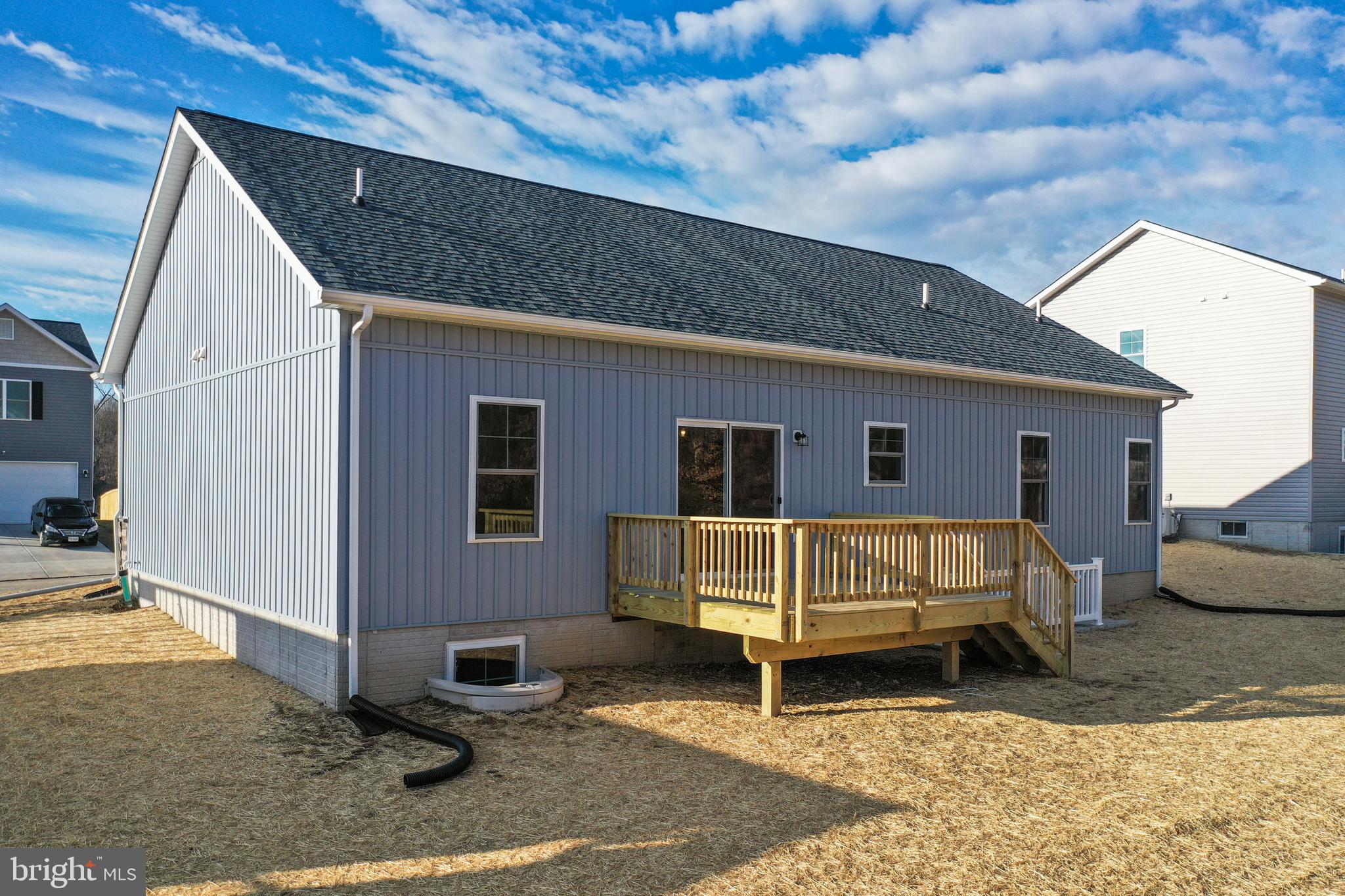 MIDDLE CREEK VISTAS - Residential