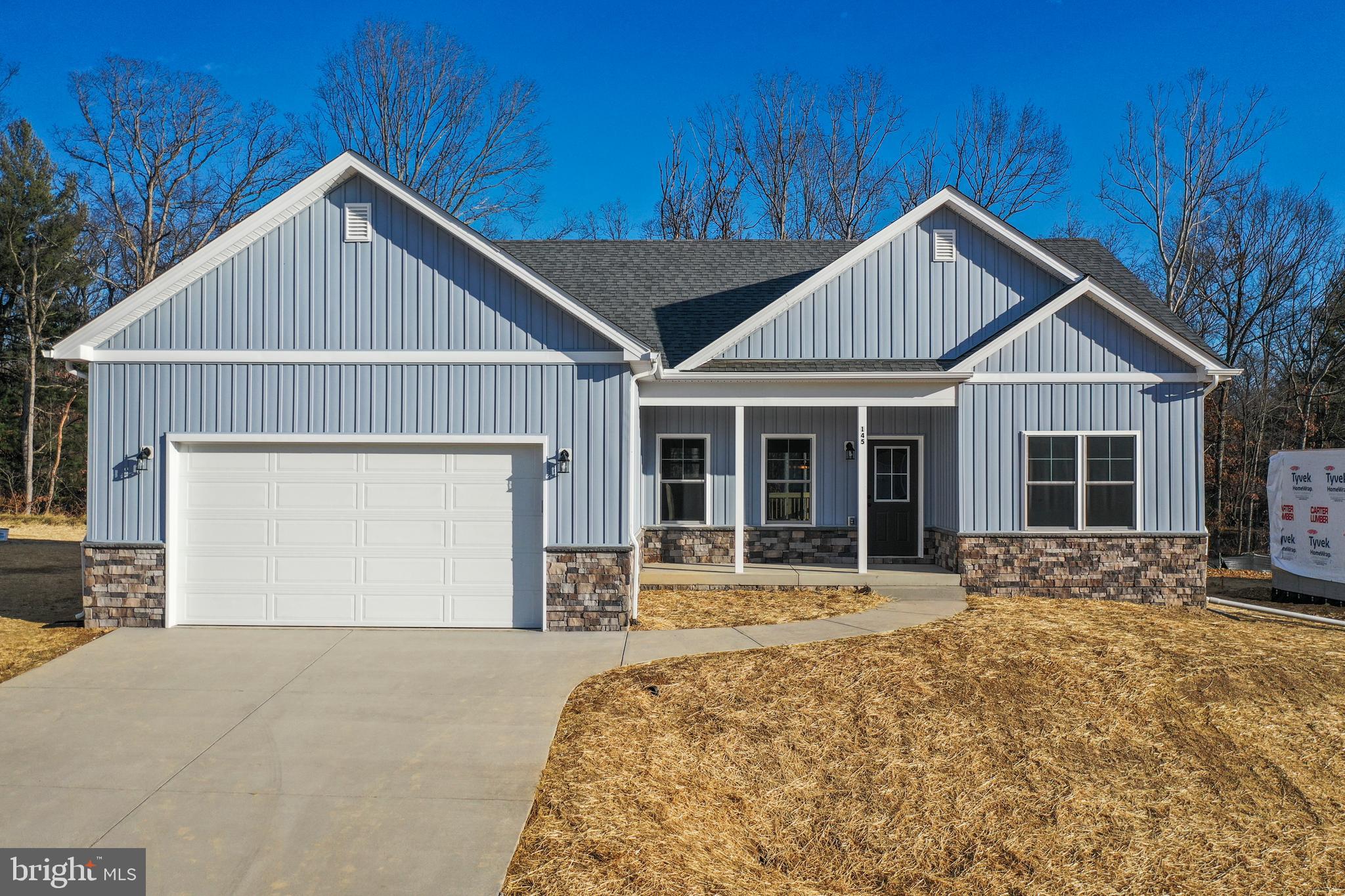 MIDDLE CREEK VISTAS - Residential
