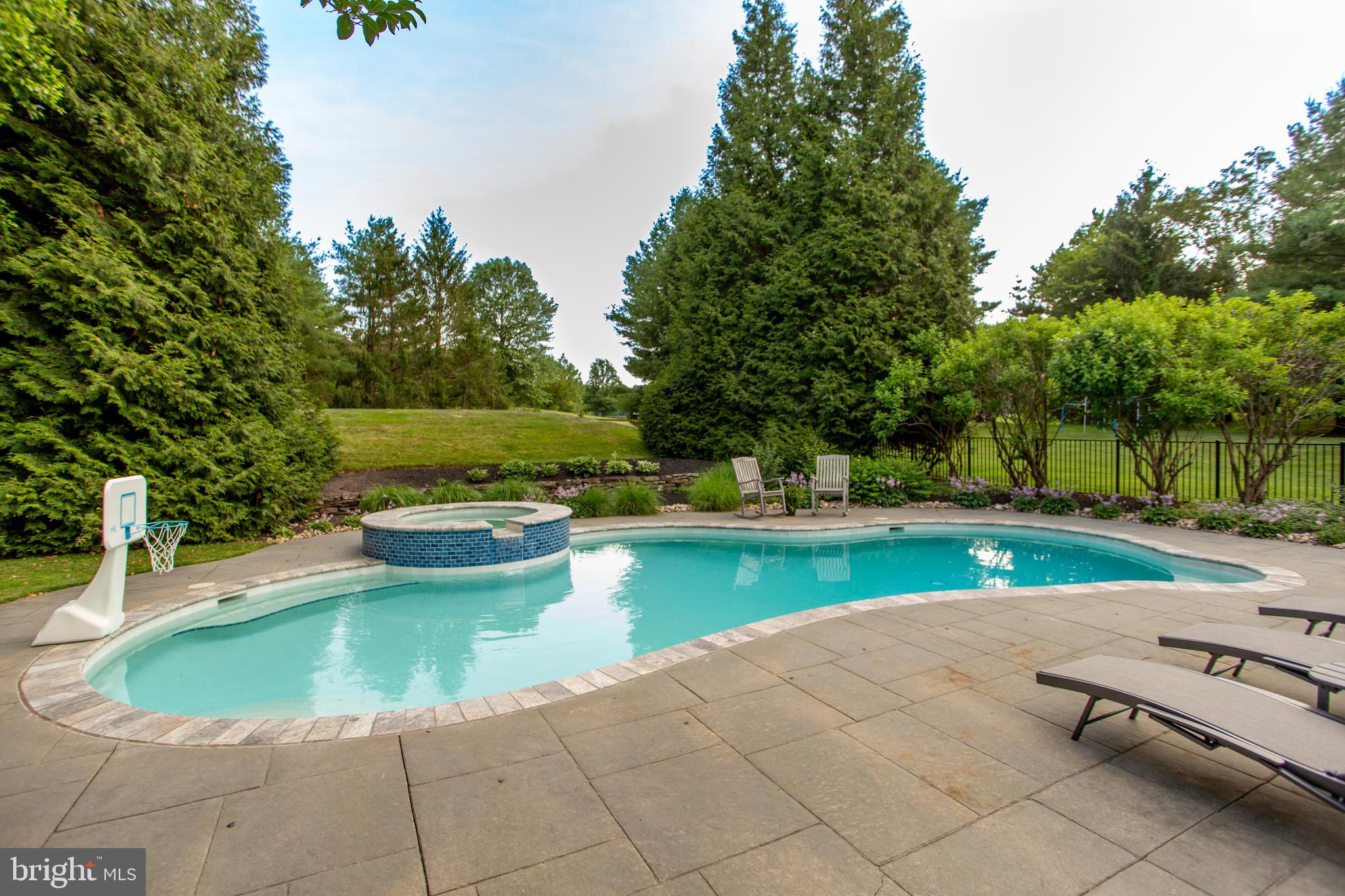 MEADOW WOOD - Residential