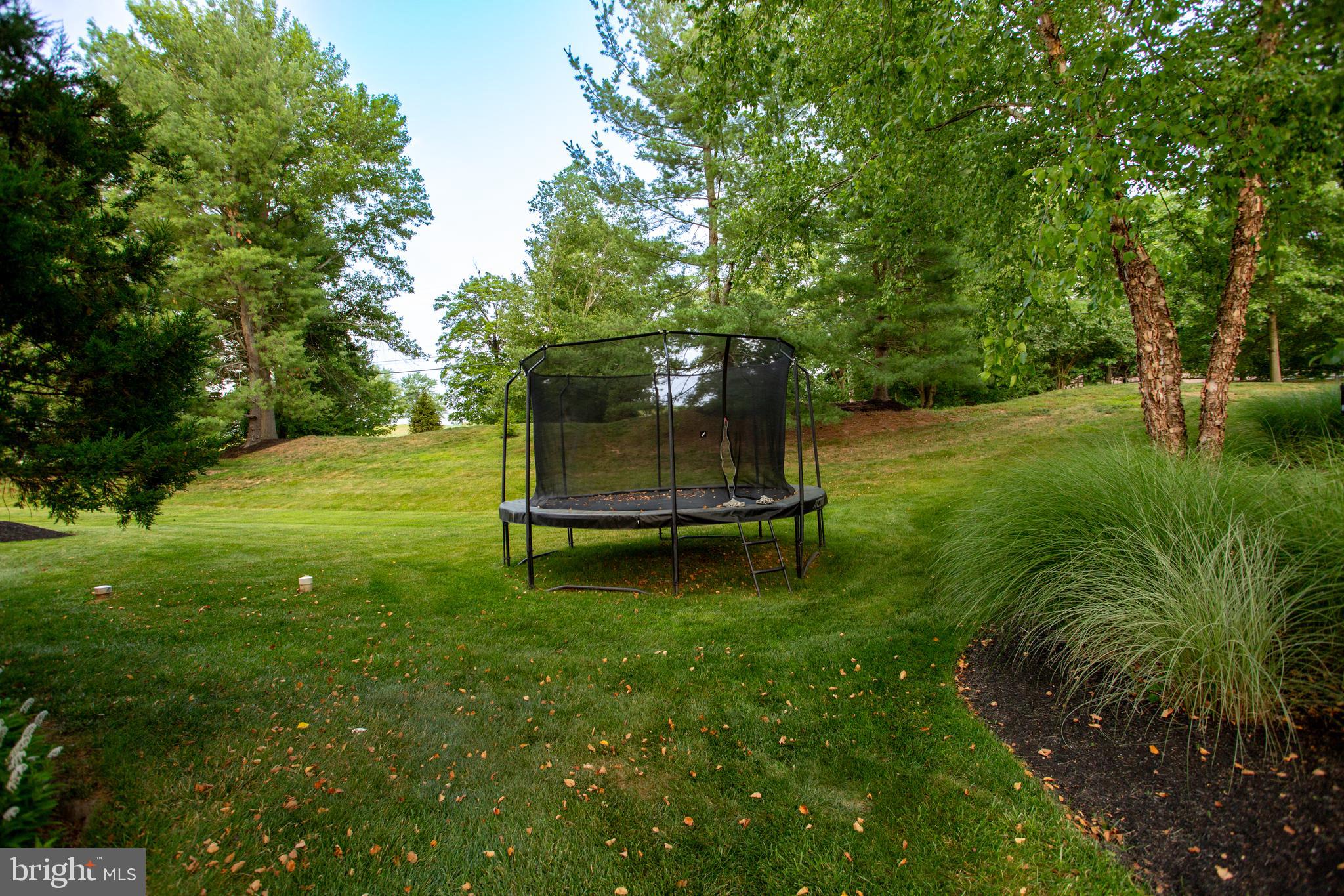 MEADOW WOOD - Residential
