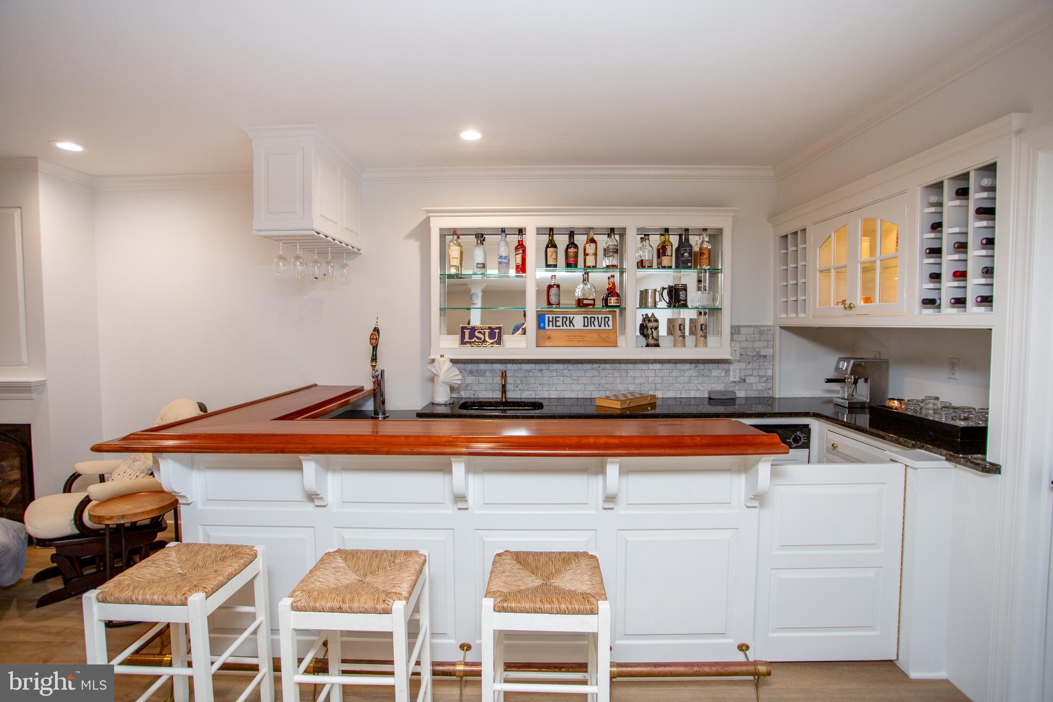 MEADOW WOOD - Residential