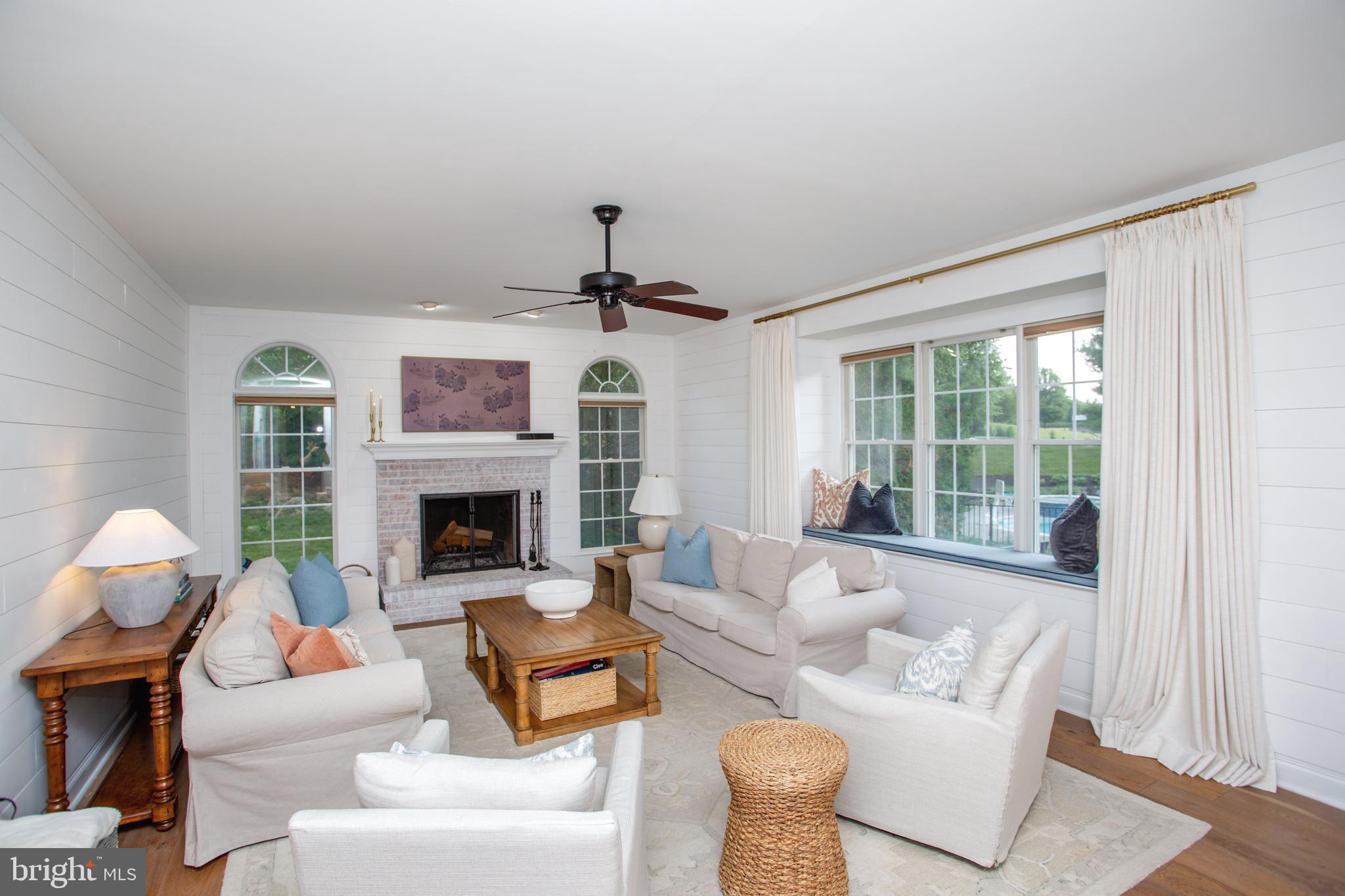 MEADOW WOOD - Residential