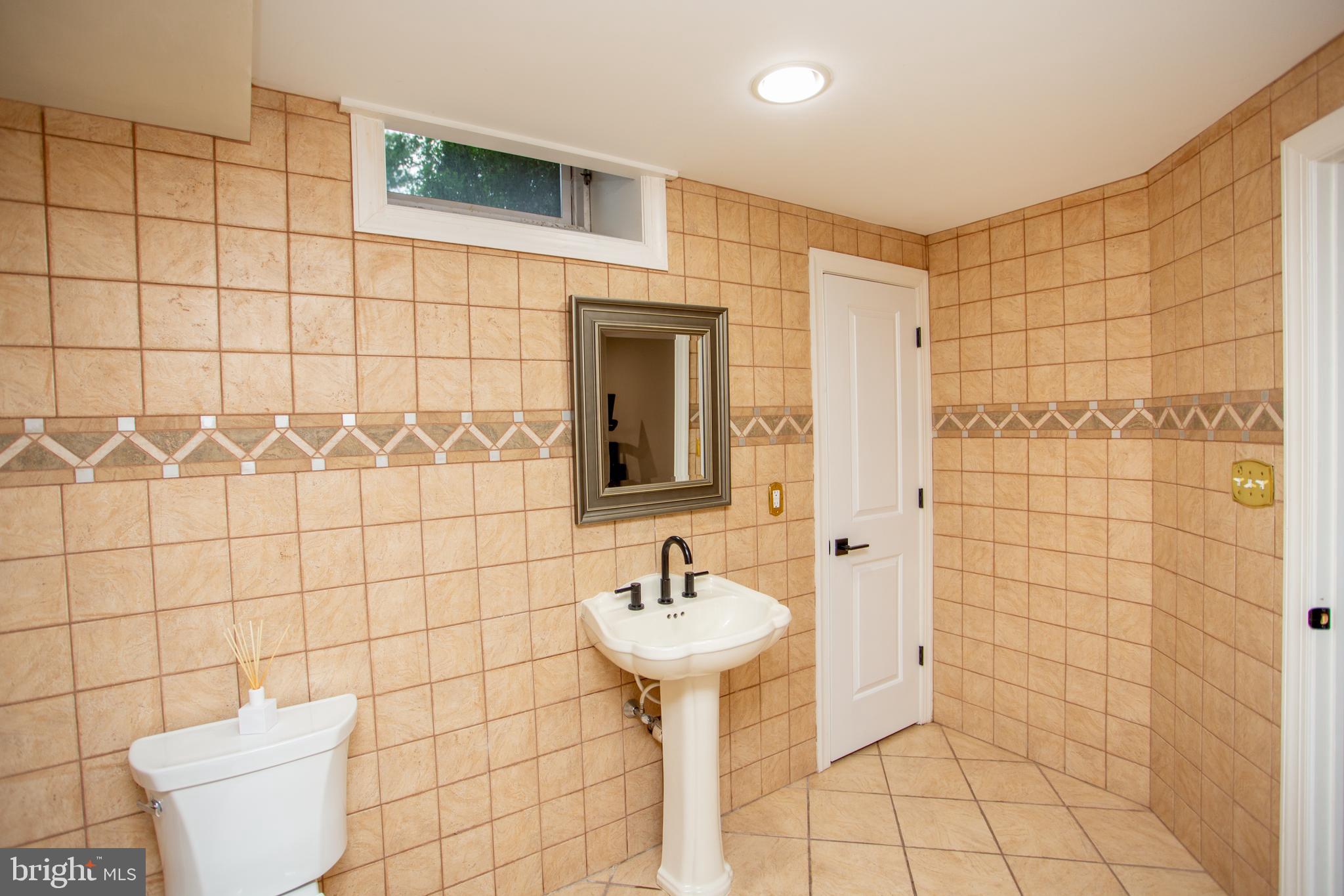 MEADOW WOOD - Residential