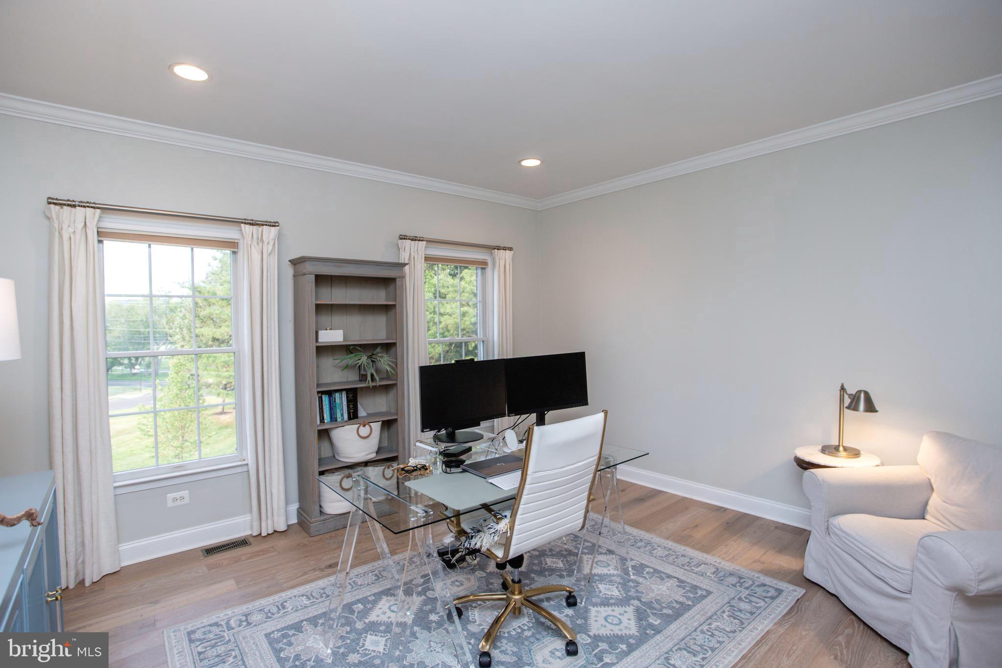 MEADOW WOOD - Residential