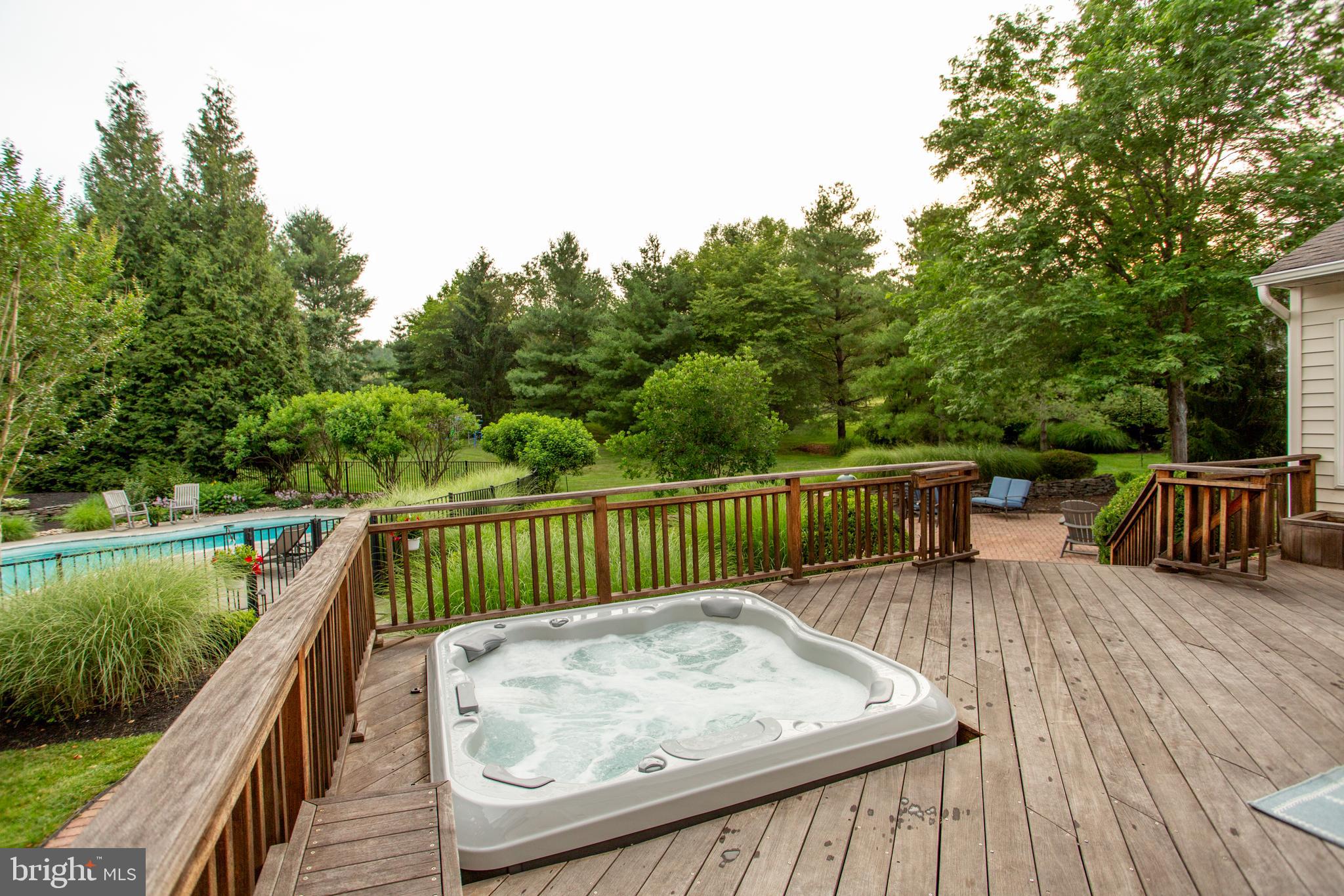 MEADOW WOOD - Residential