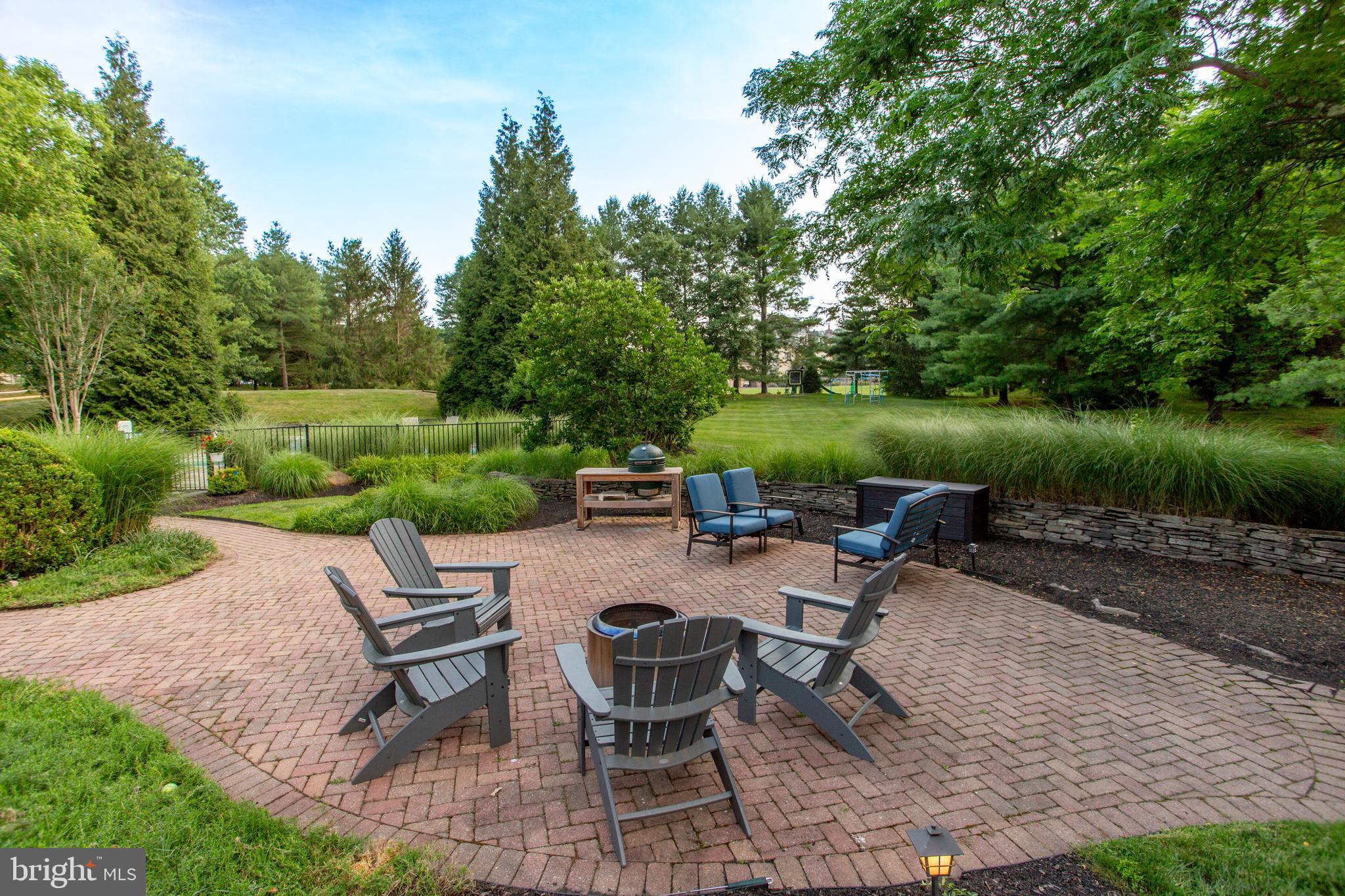 MEADOW WOOD - Residential