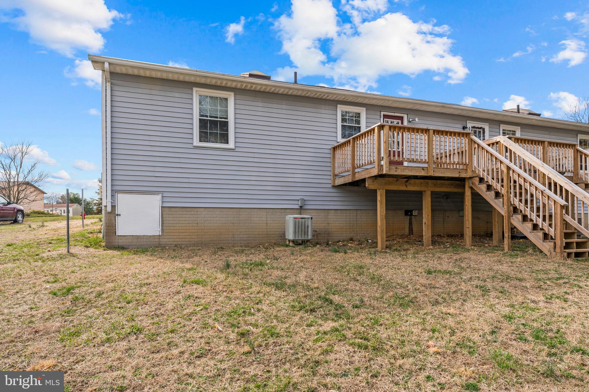 MILL GARDEN - Residential Lease
