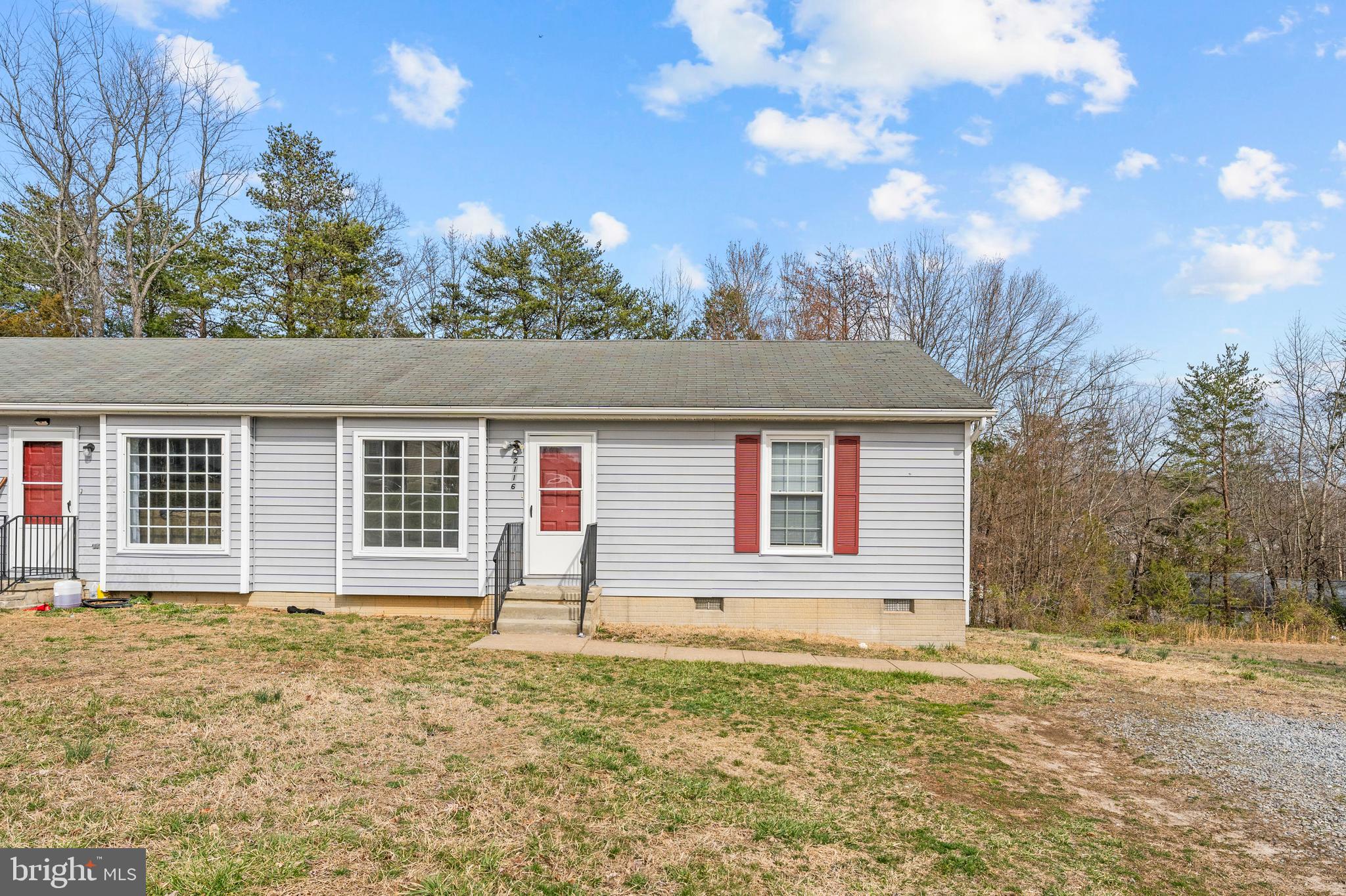 Move-in ready two bedroom property with plenty of space! Full size kitchen with eat-in table space, and large bedrooms. Back deck for entertaining. The property backs to trees for privacy. Quiet street in a great location to access shopping, I-95 and more.