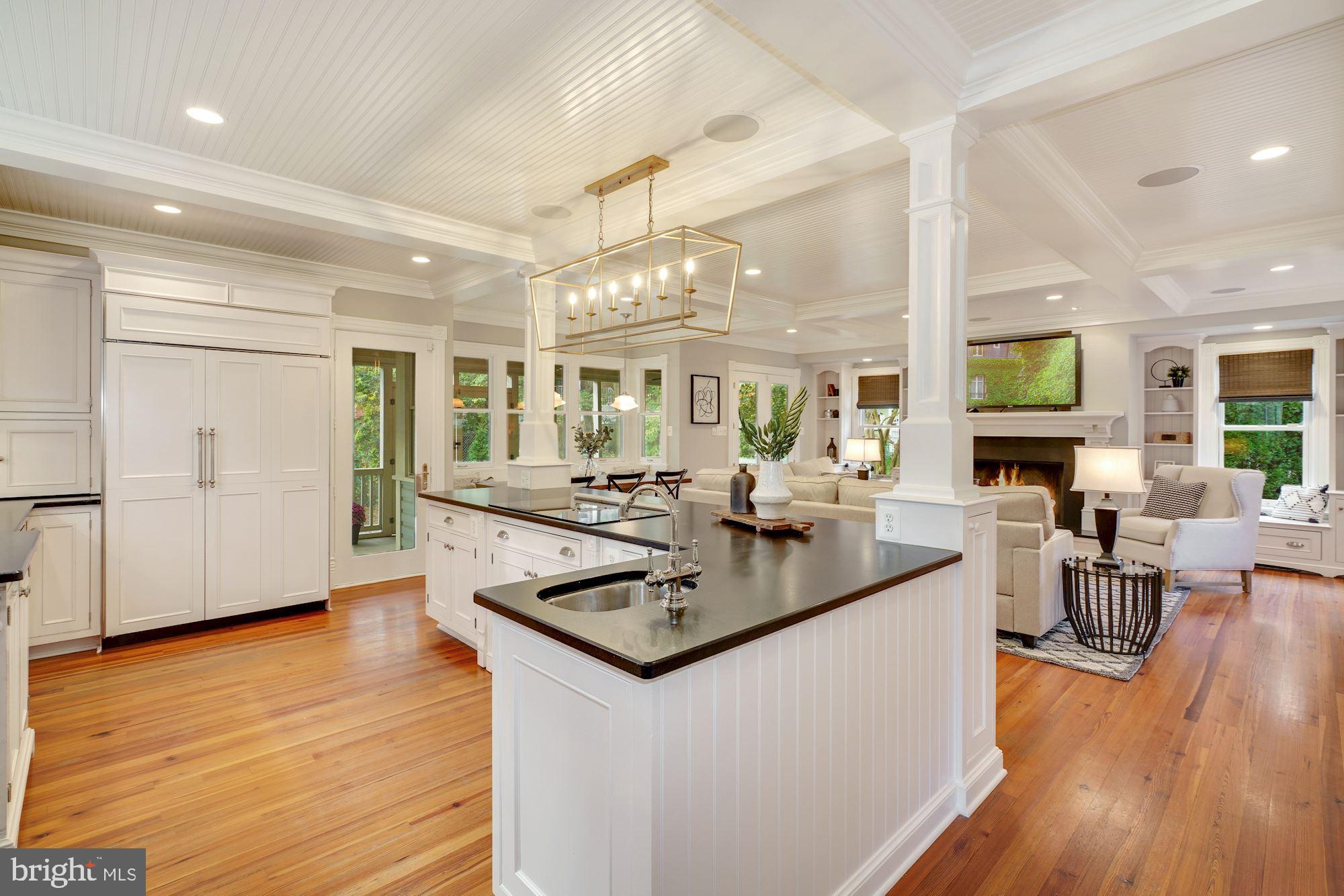 MAYWOOD - Residential