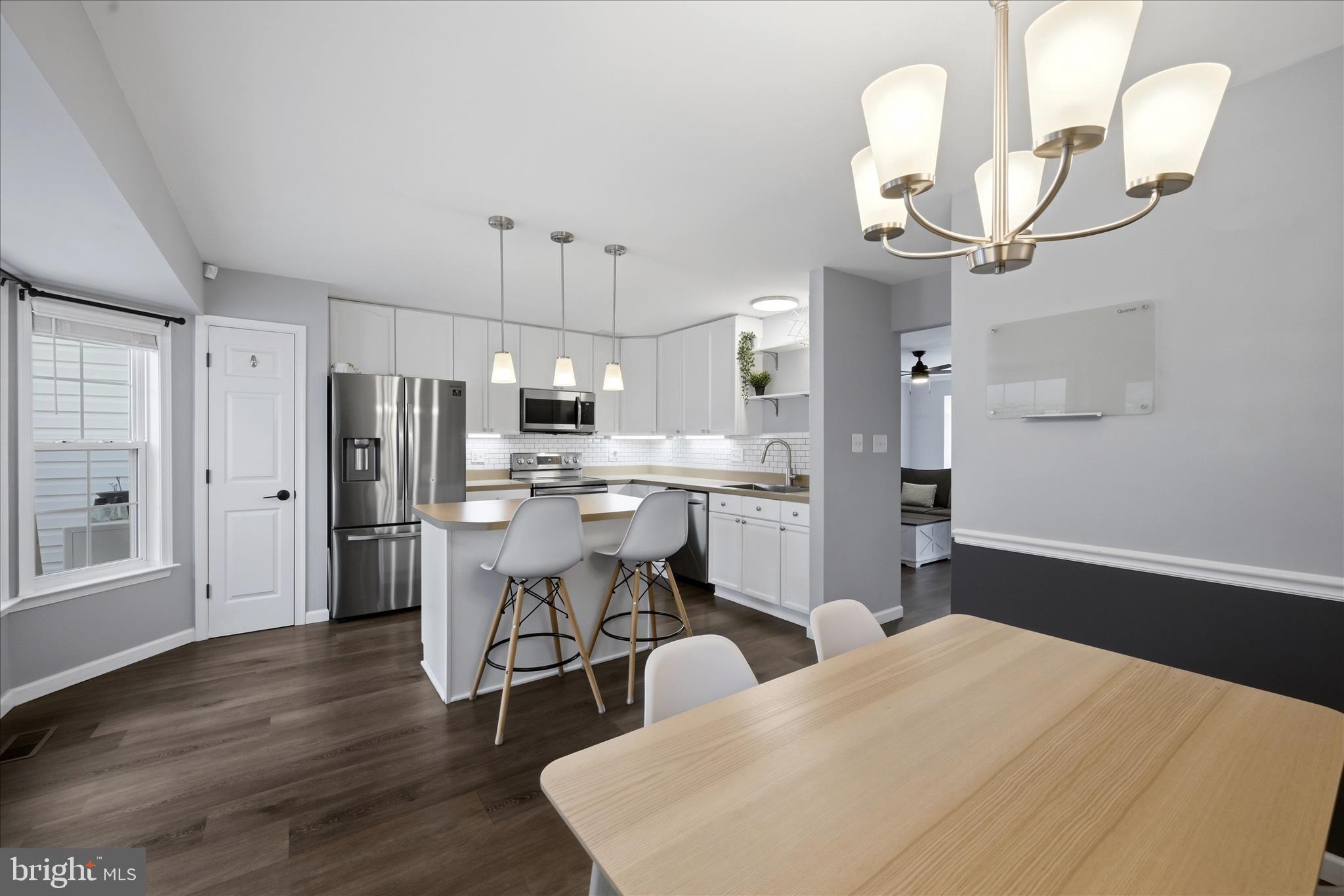 COUNTY GREEN - Residential
