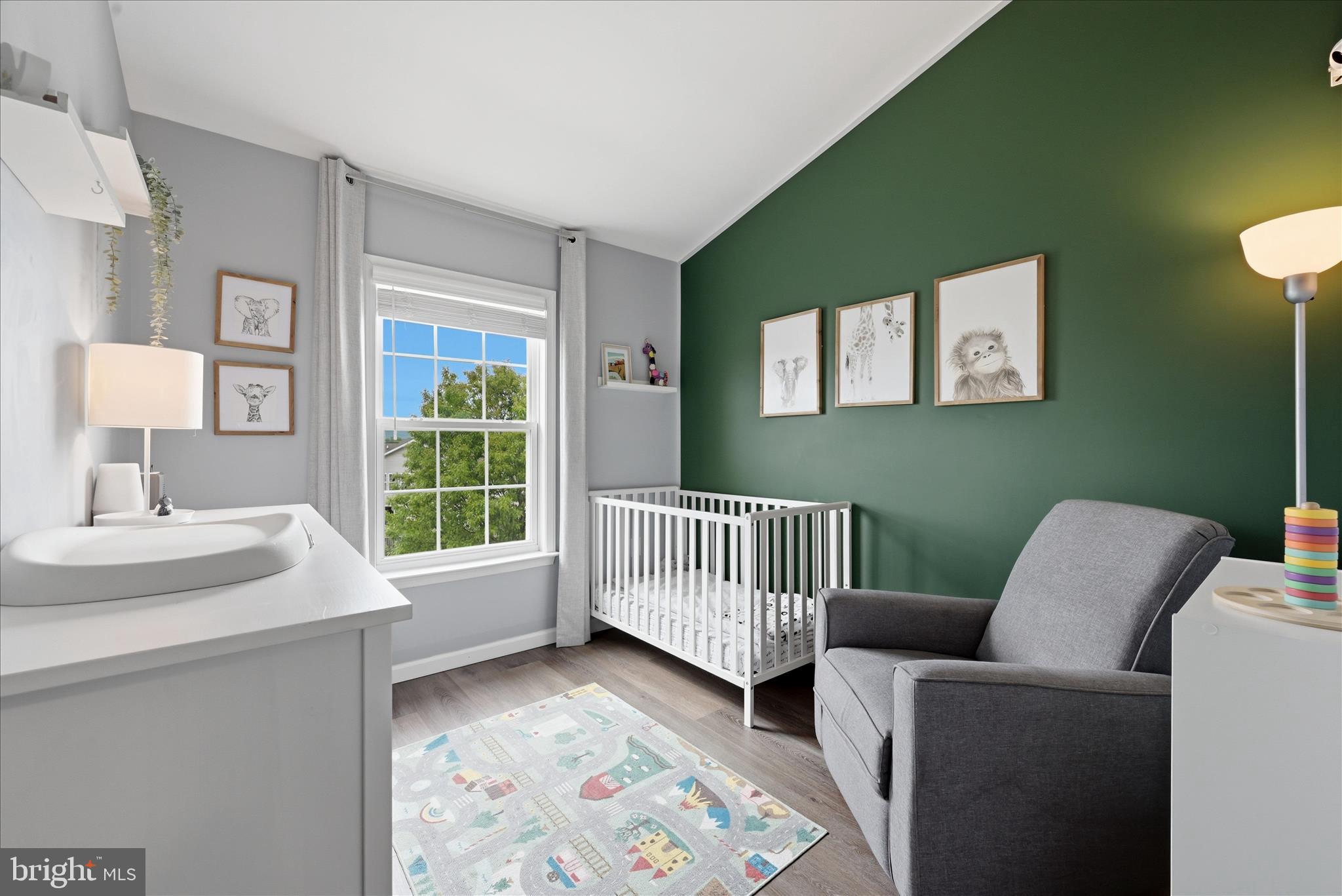 COUNTY GREEN - Residential