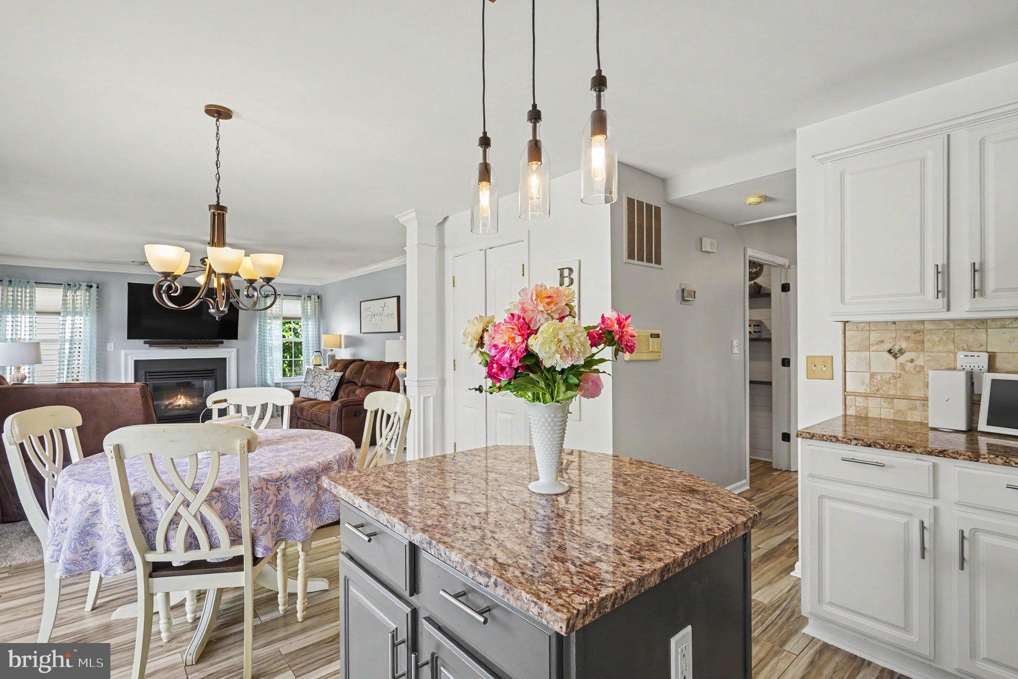 HICKORY OVERLOOK - Residential