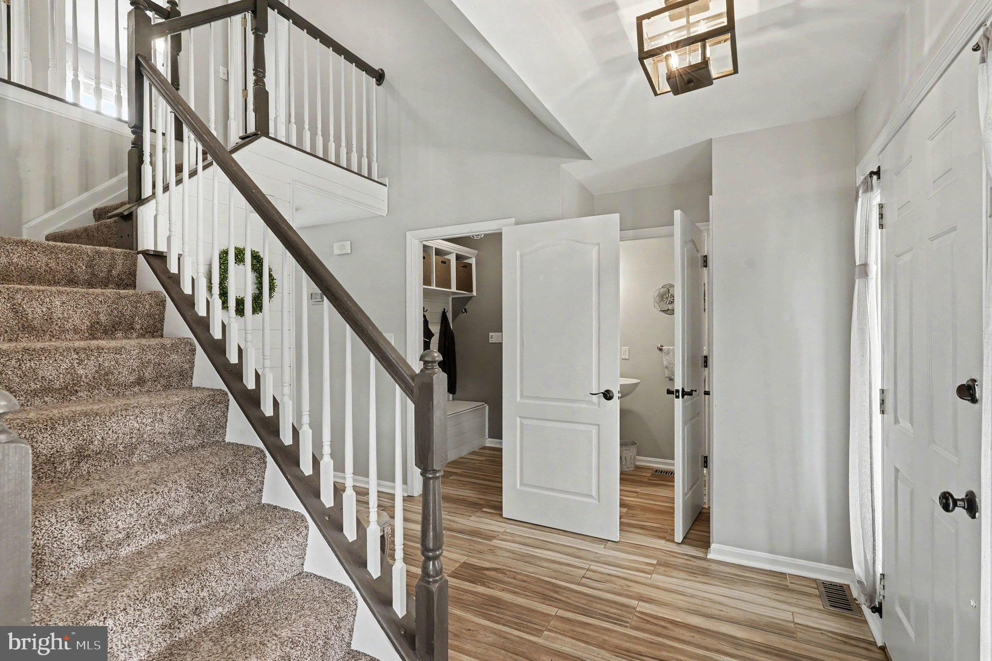 HICKORY OVERLOOK - Residential