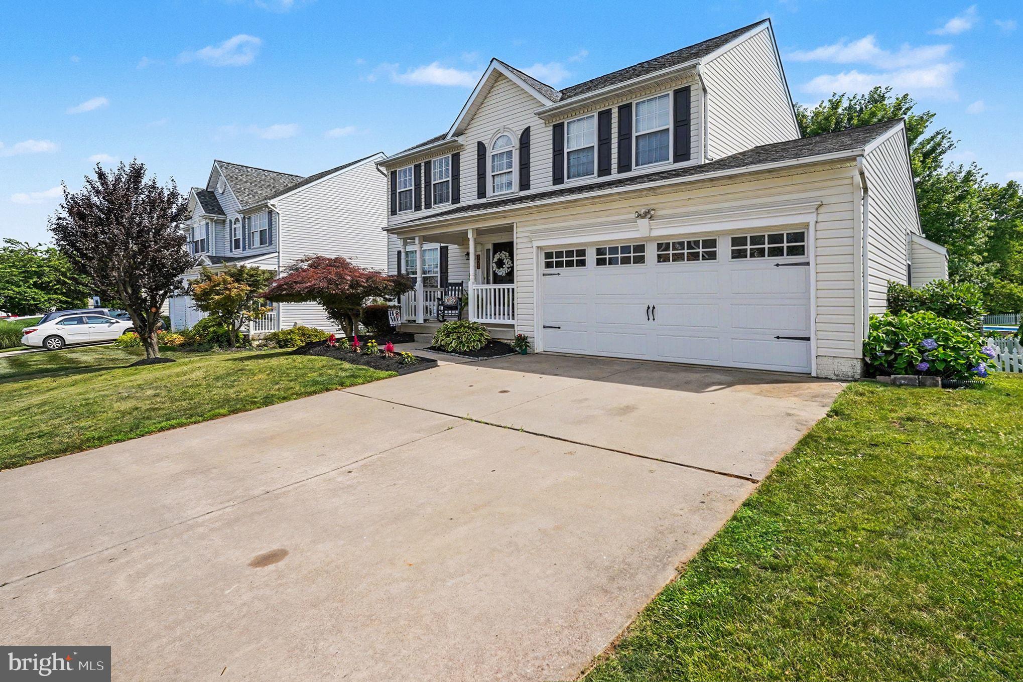 HICKORY OVERLOOK - Residential