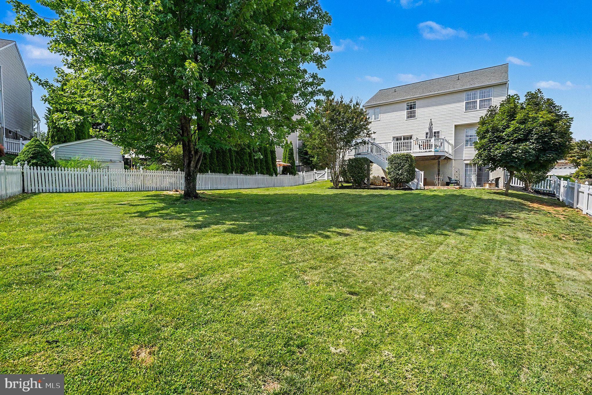 HICKORY OVERLOOK - Residential