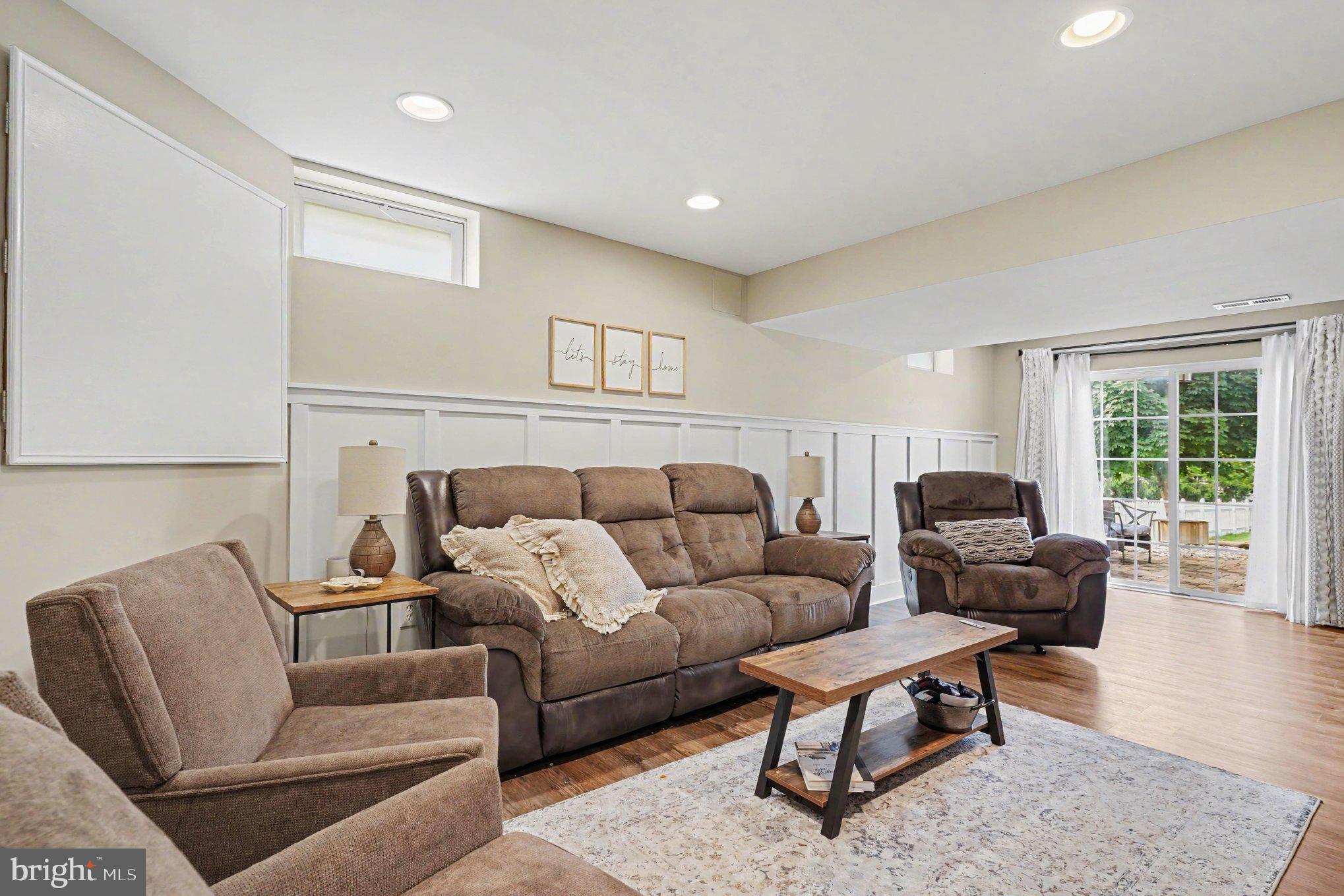 HICKORY OVERLOOK - Residential